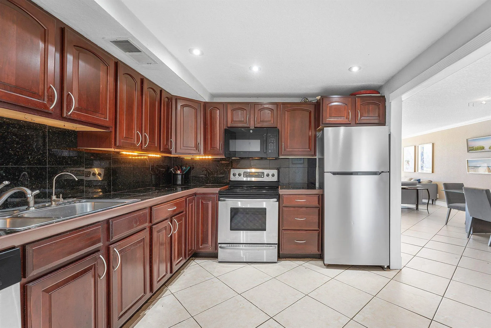 1600 S Ocean Drive, #7h