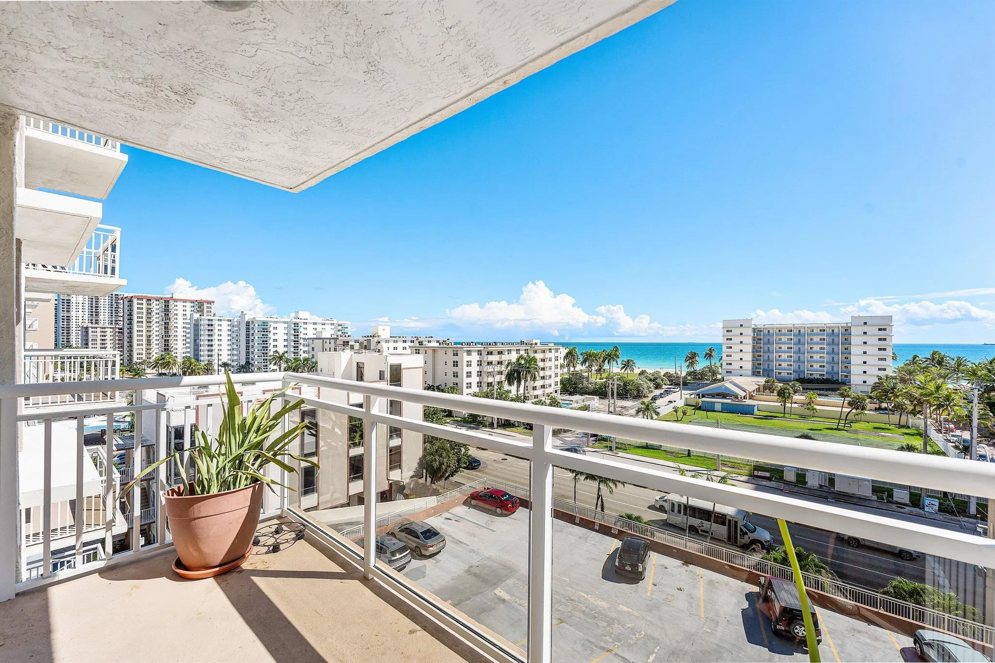 1600 S Ocean Drive, #7h
