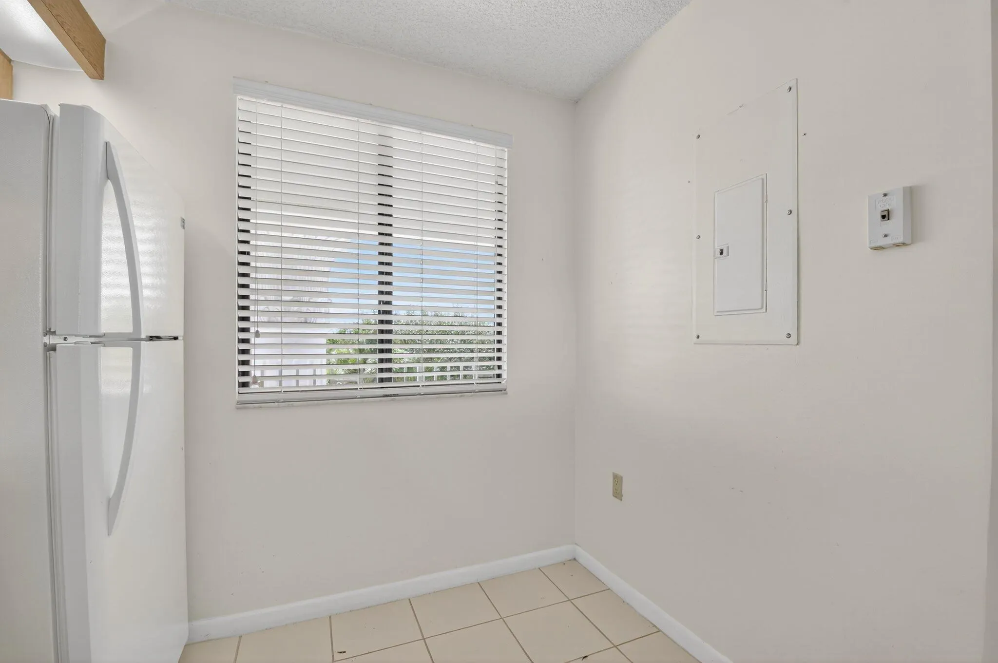 6193 Balboa Circle, #403