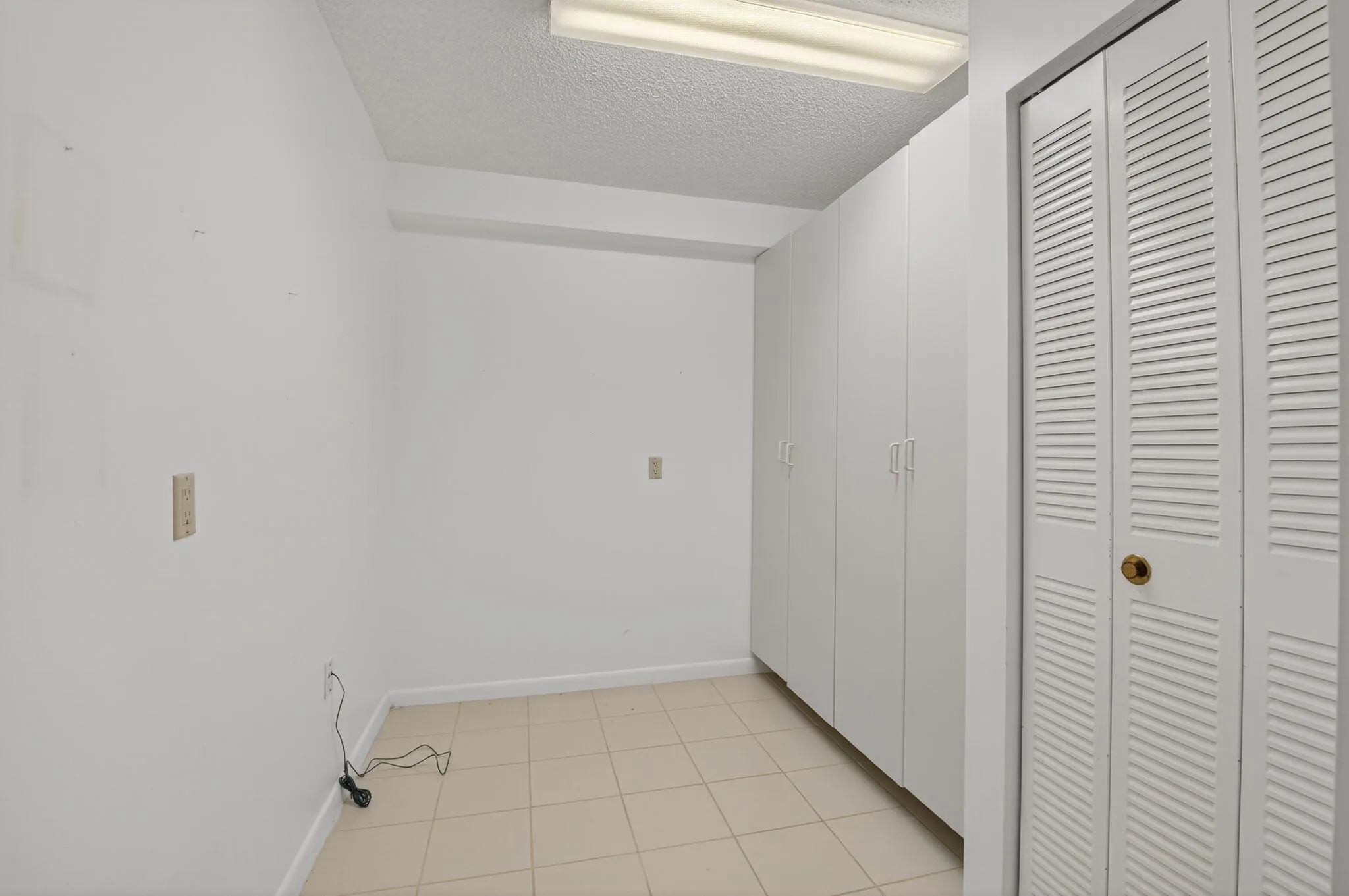6193 Balboa Circle, #403