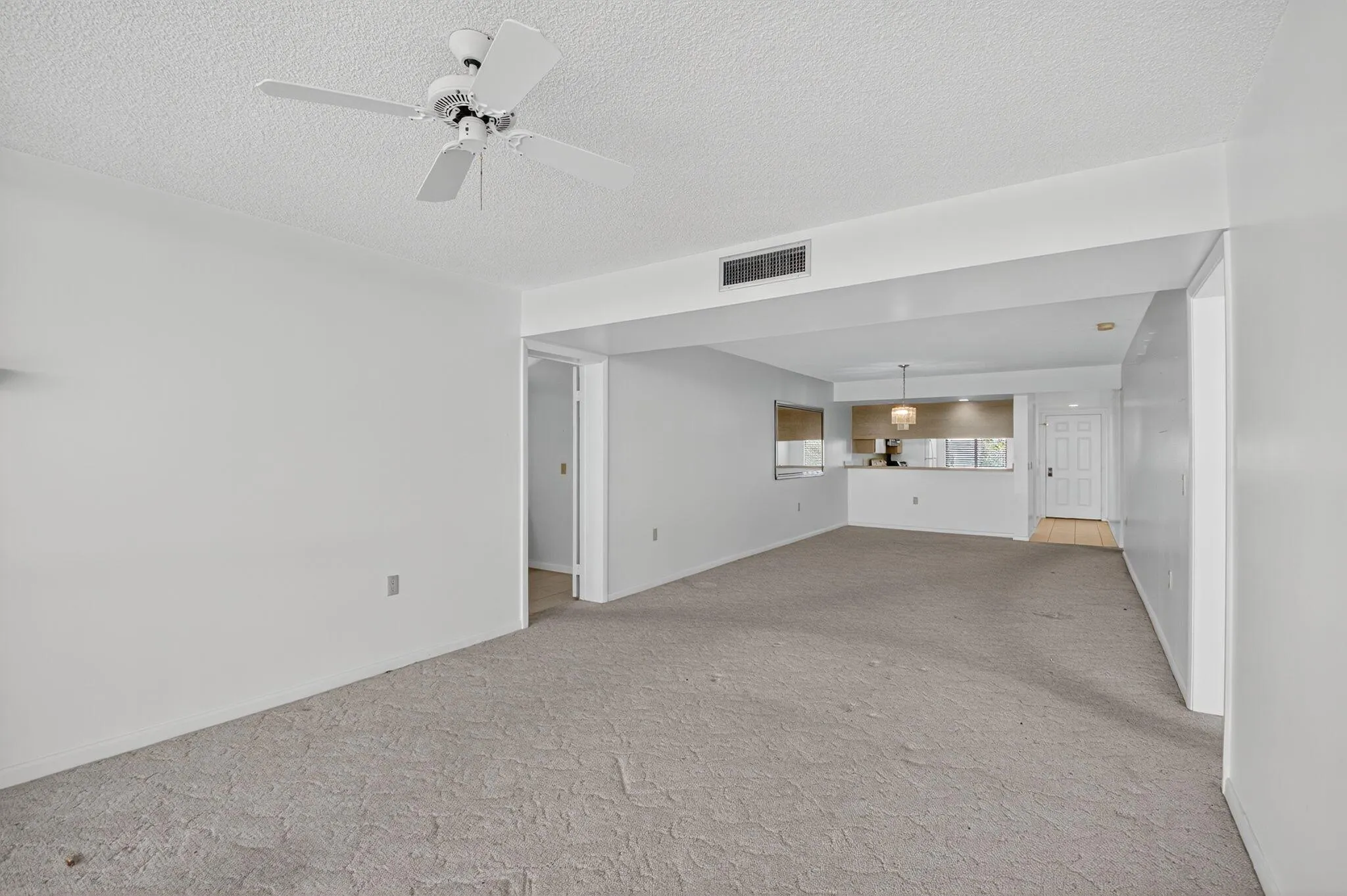 6193 Balboa Circle, #403