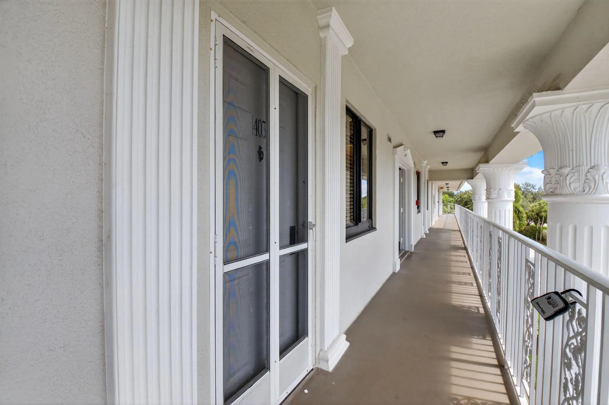 6193 Balboa Circle, #403