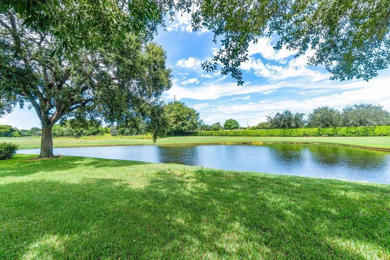 5100 Lake Catalina Drive, #D