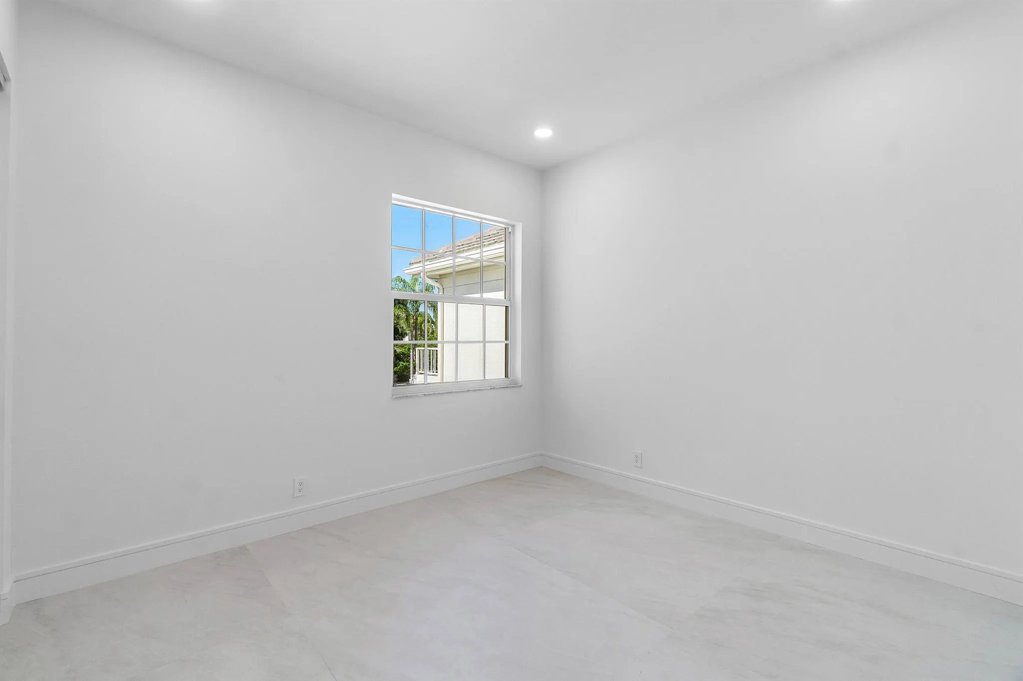 5100 Lake Catalina Drive, #D