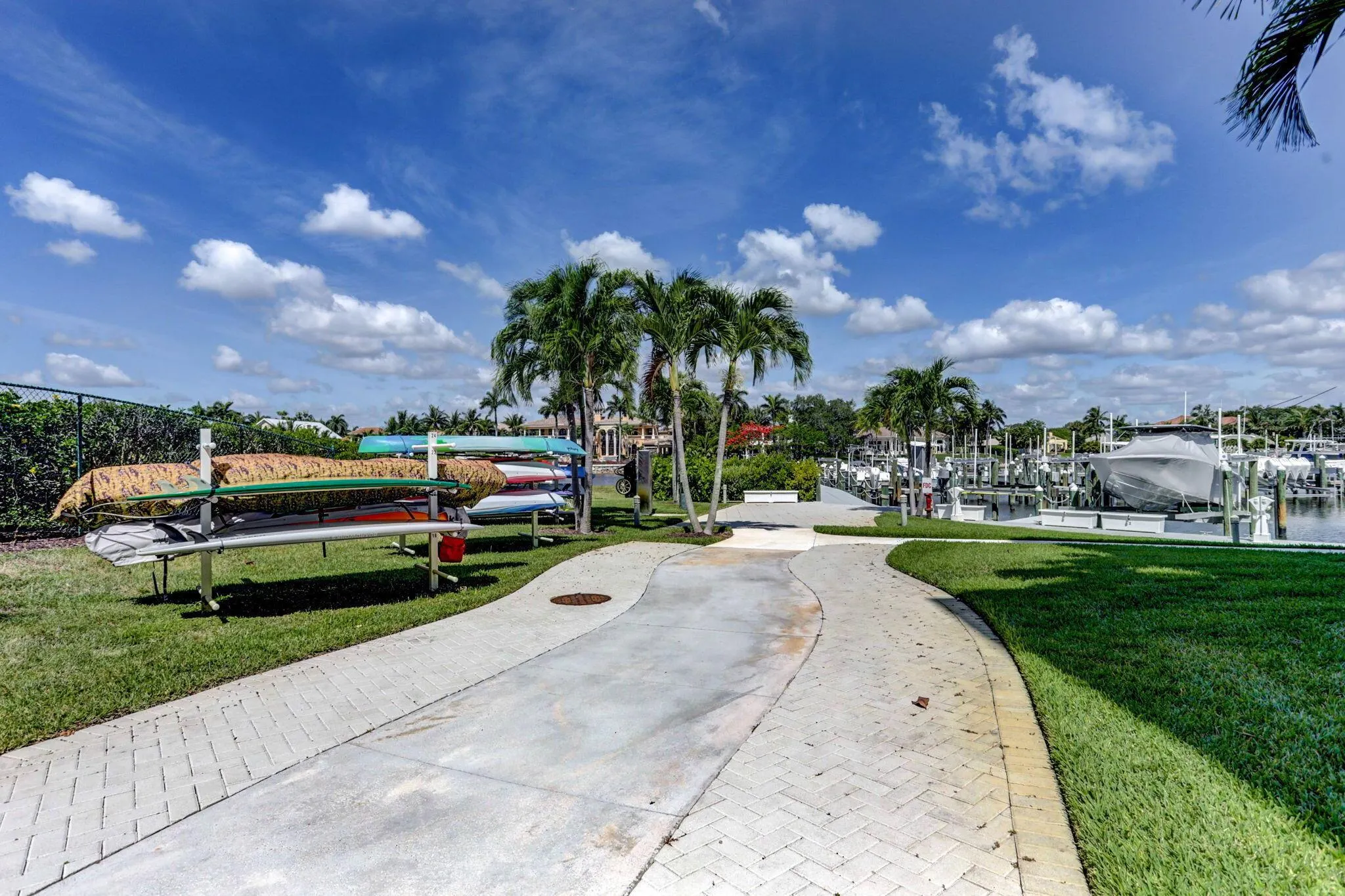 833 Bay Colony Drive S