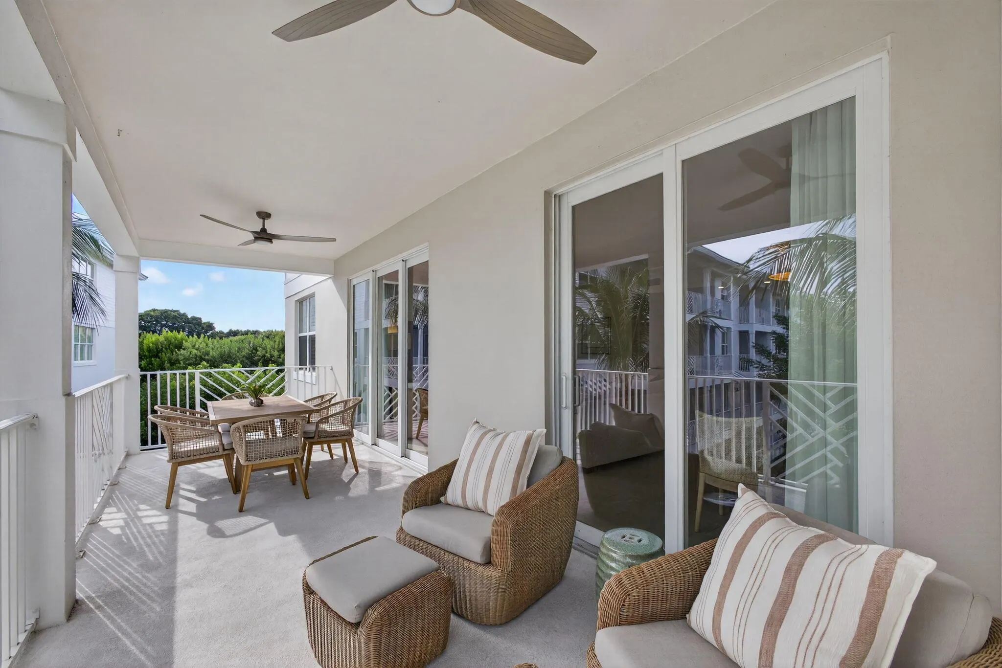833 Bay Colony Drive S