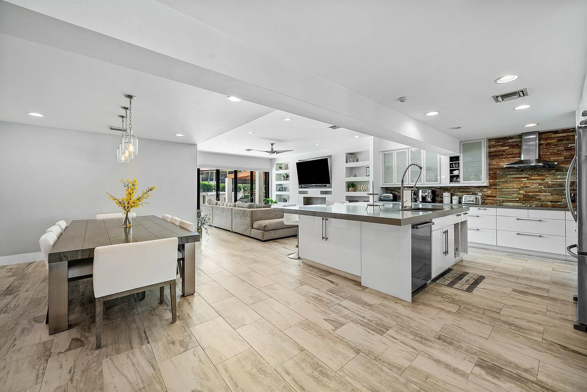 740 NE 36th Street