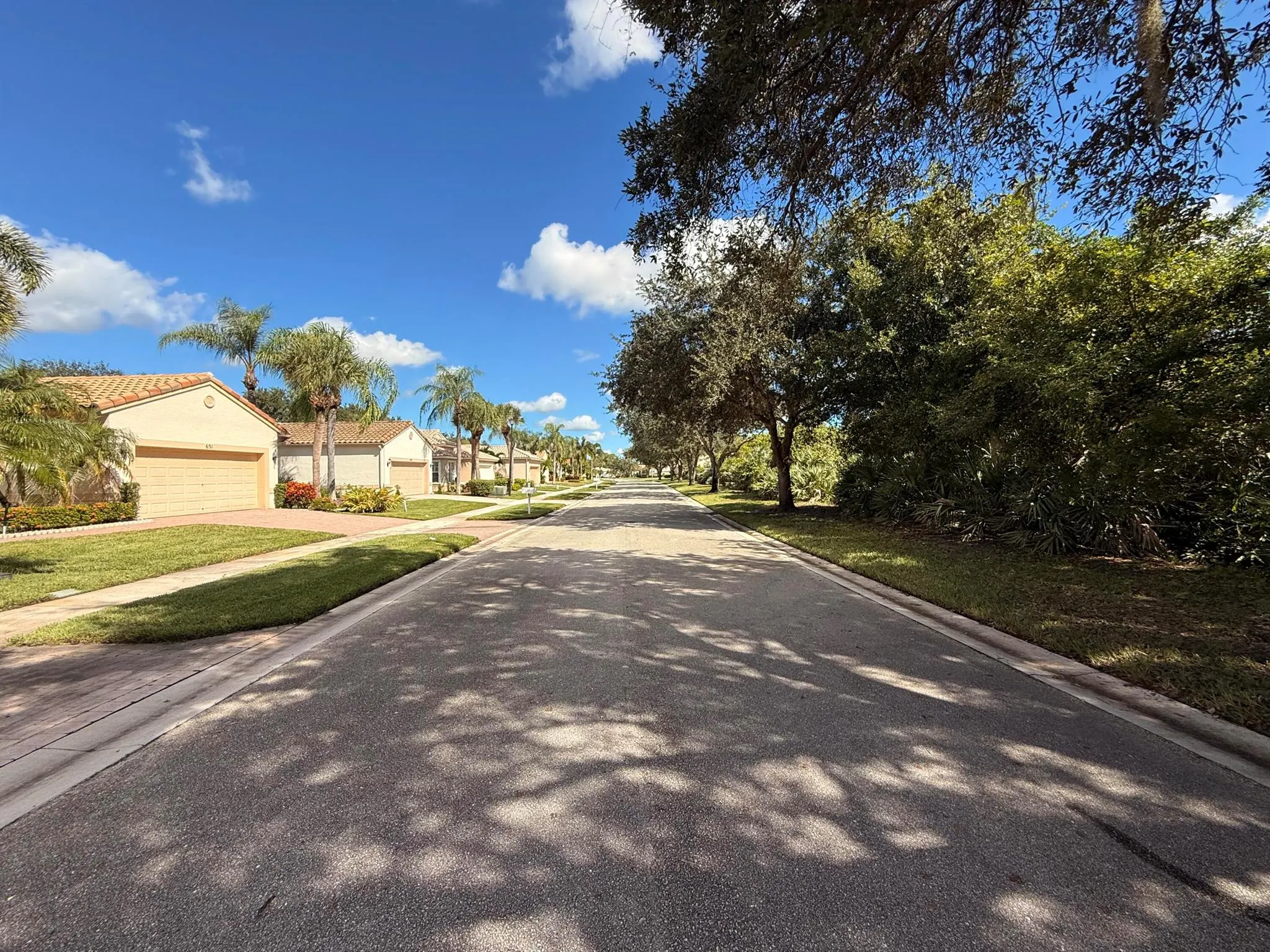 633 NW Whitfield Way