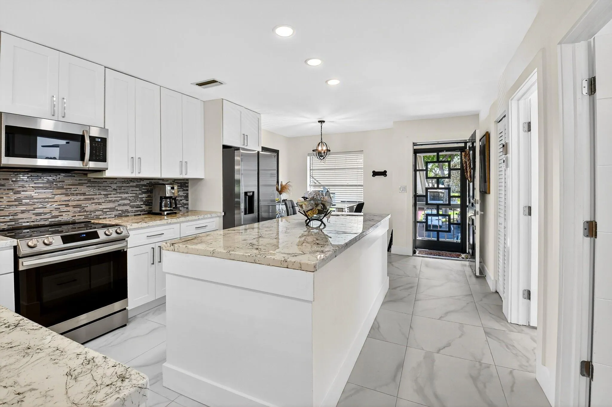 13213 Lucinda Palm Court, #D