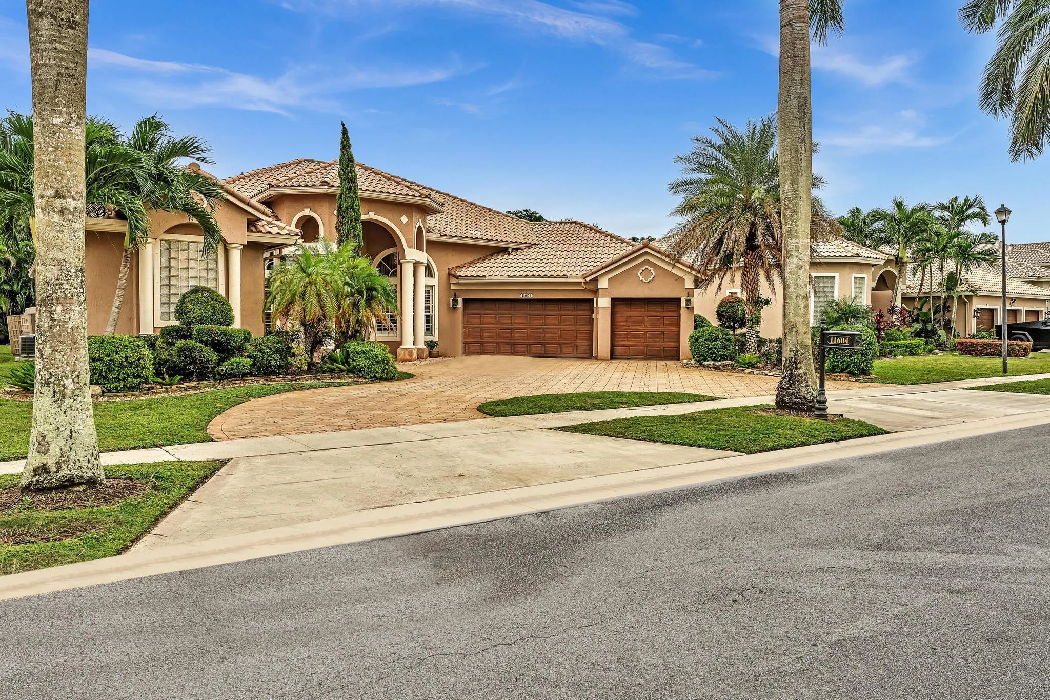 11604 Kensington Court