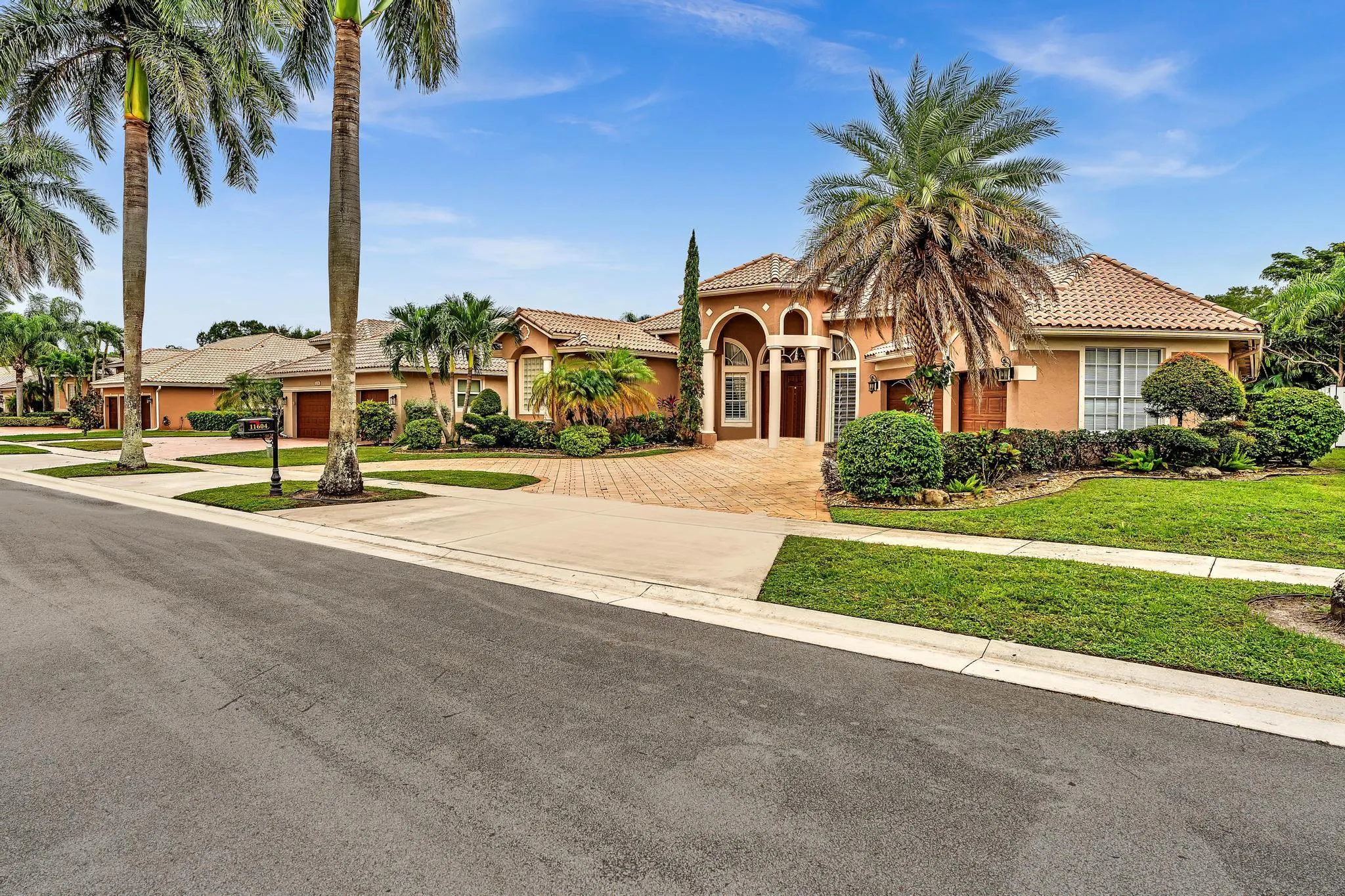 11604 Kensington Court