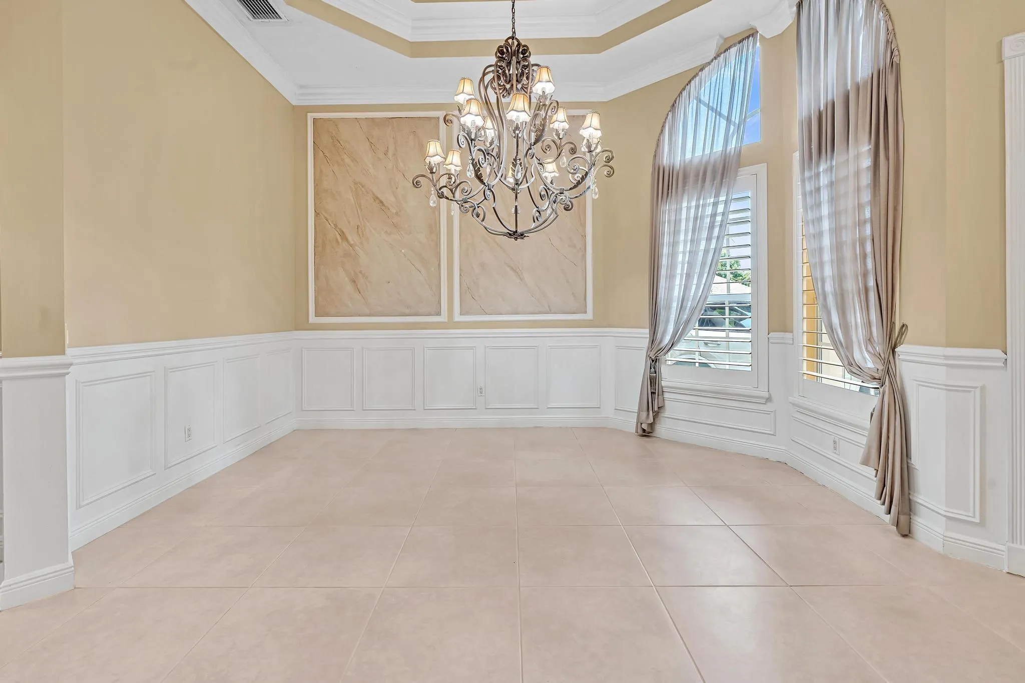 11604 Kensington Court