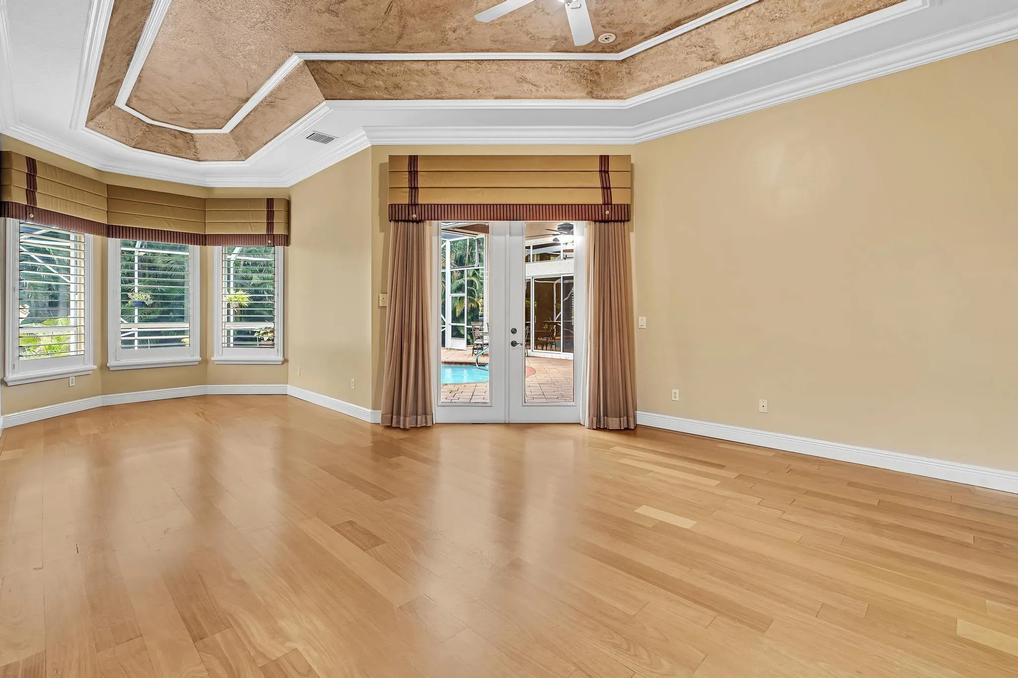 11604 Kensington Court