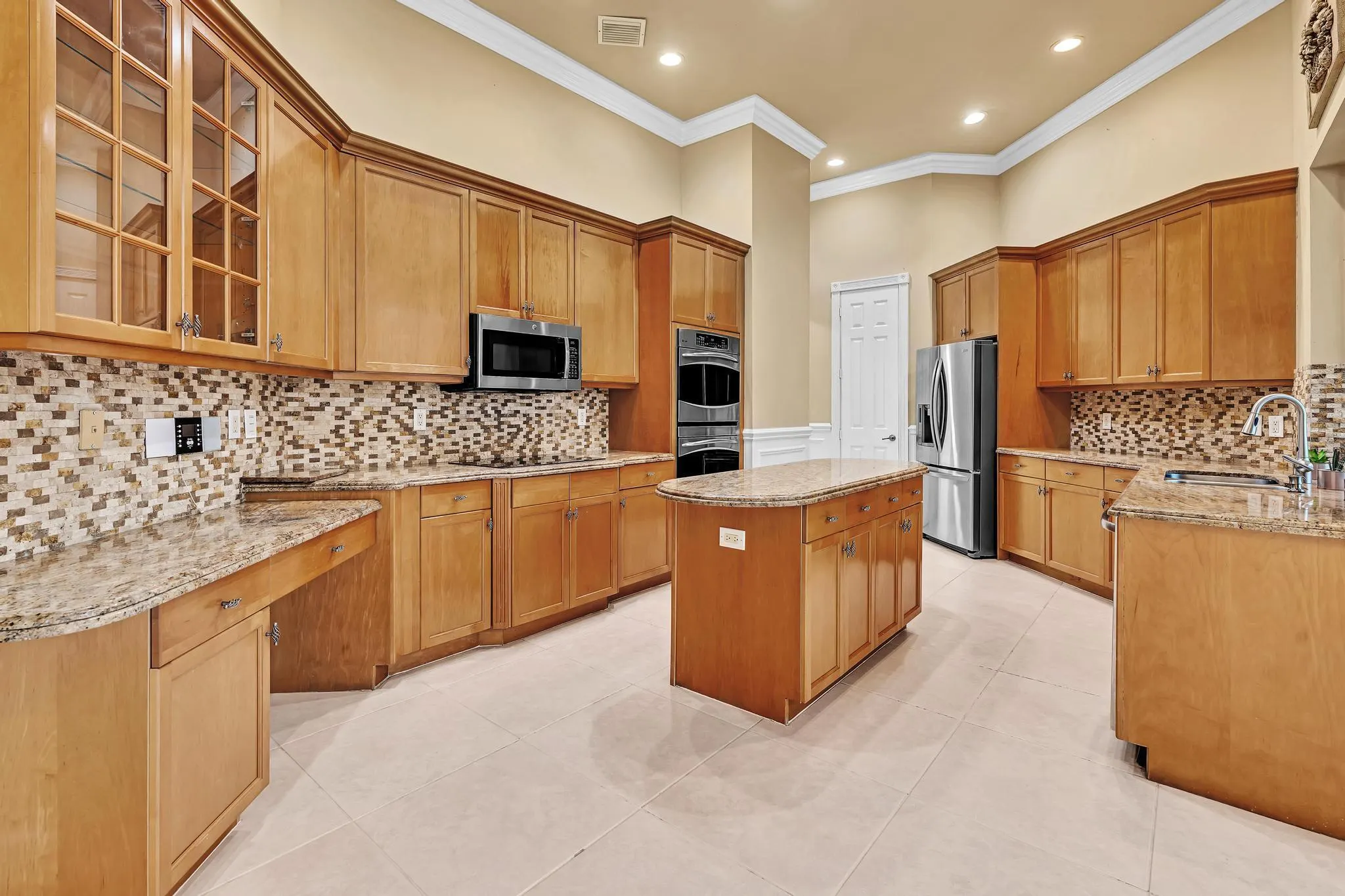 11604 Kensington Court