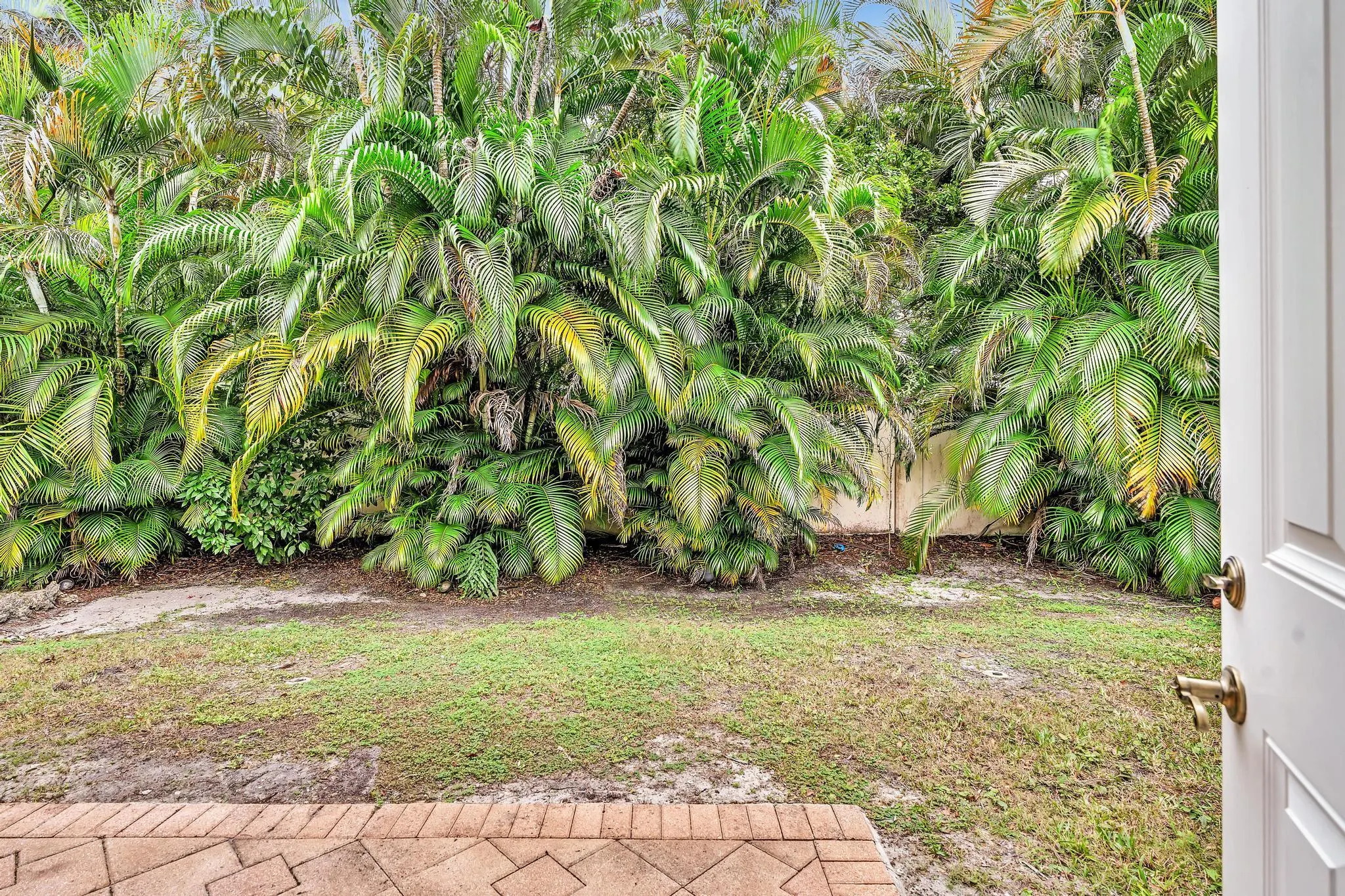 11604 Kensington Court