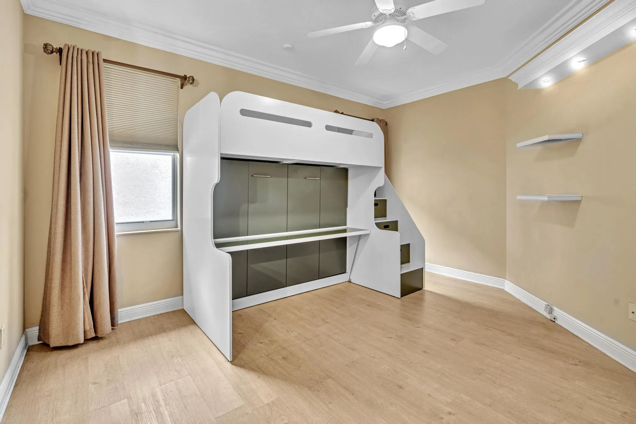 11604 Kensington Court