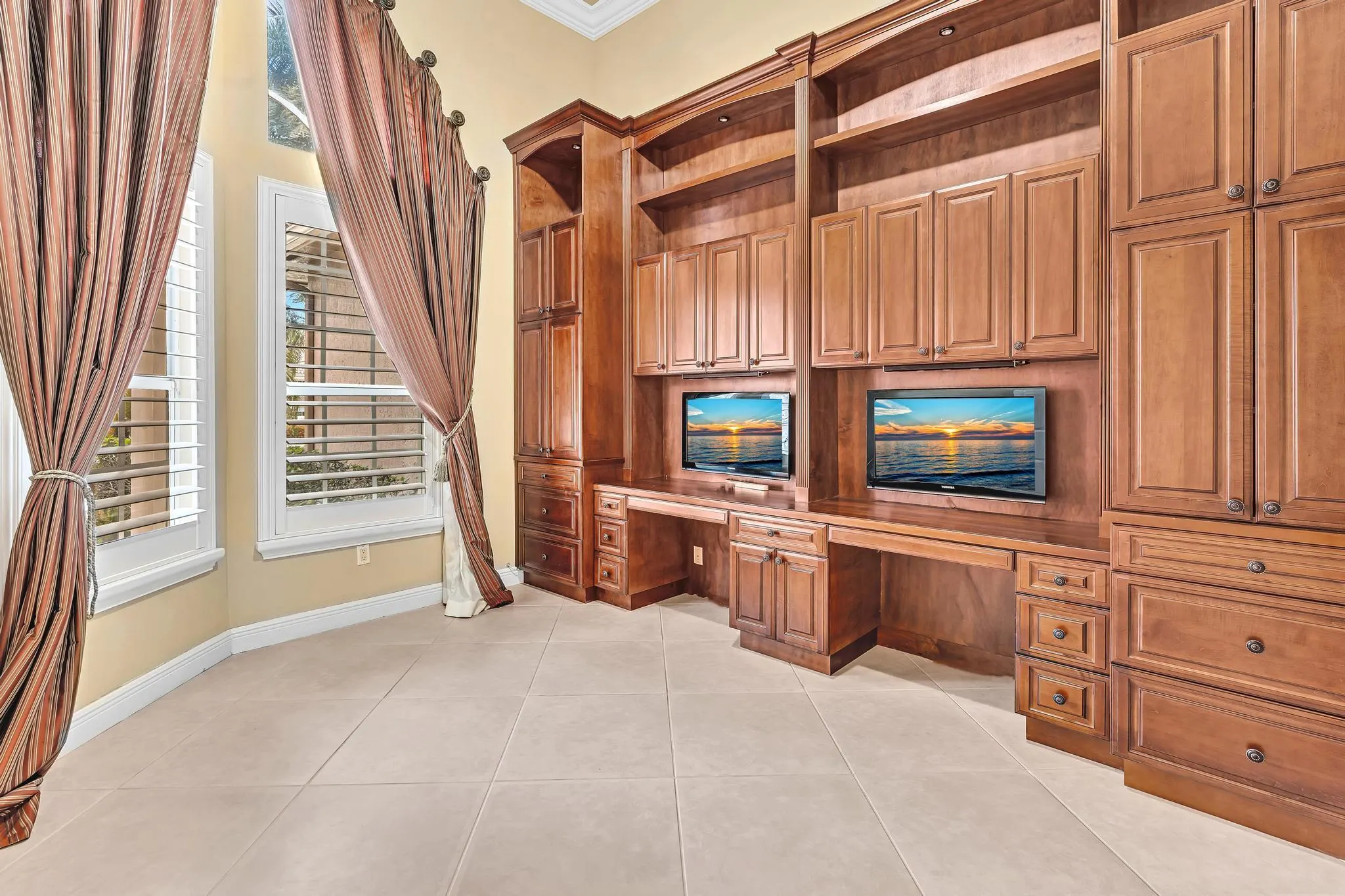 11604 Kensington Court