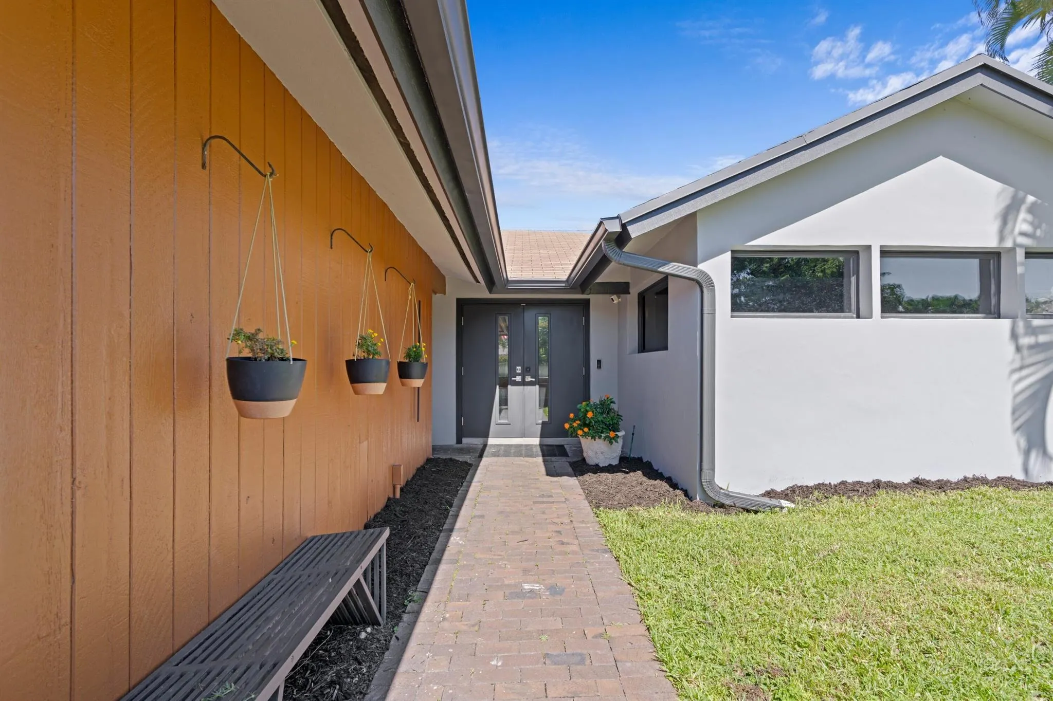 401 S Country Club Boulevard