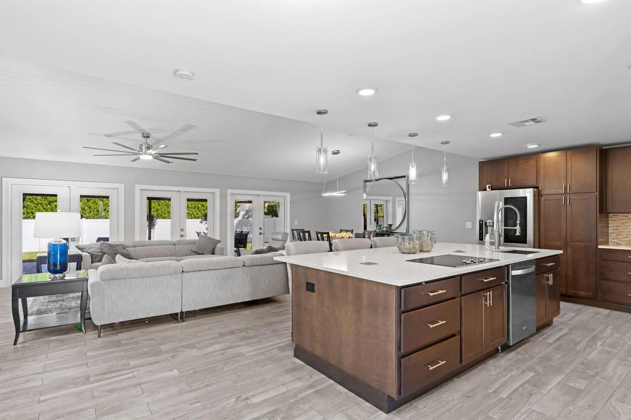 401 S Country Club Boulevard