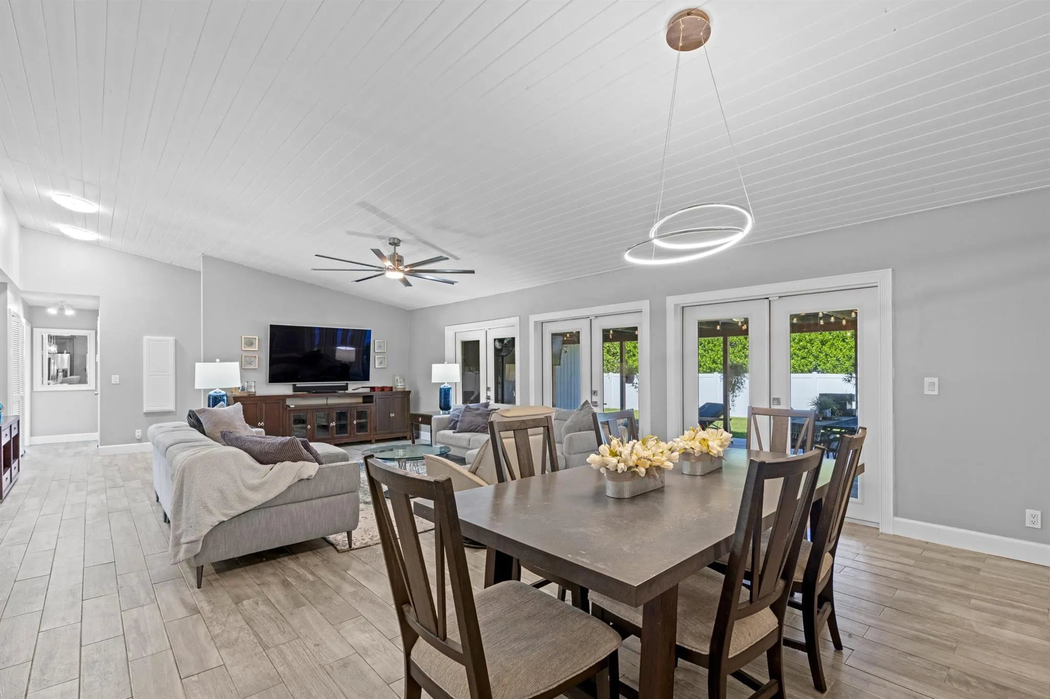 401 S Country Club Boulevard