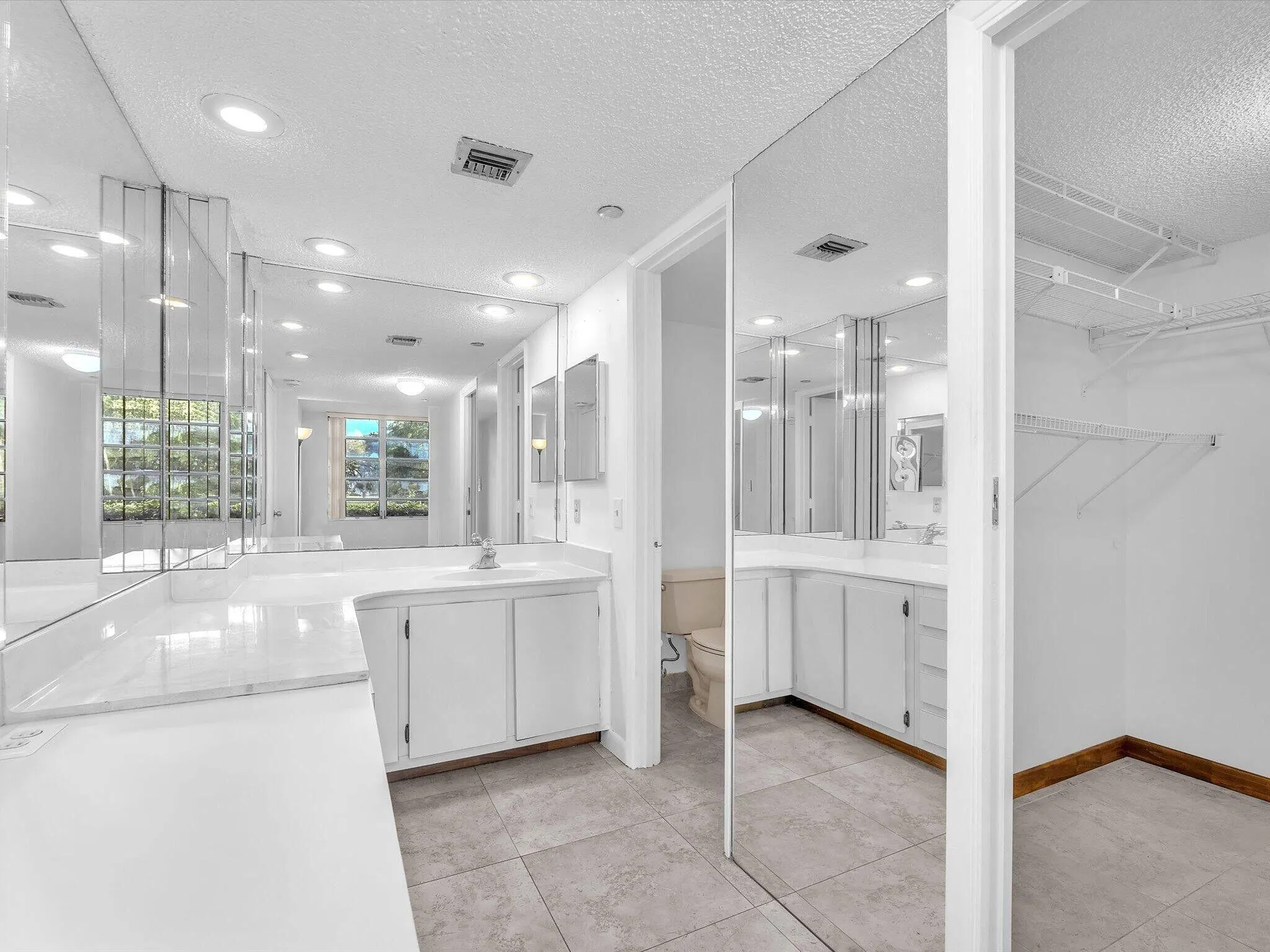3510 Oaks Way, #103