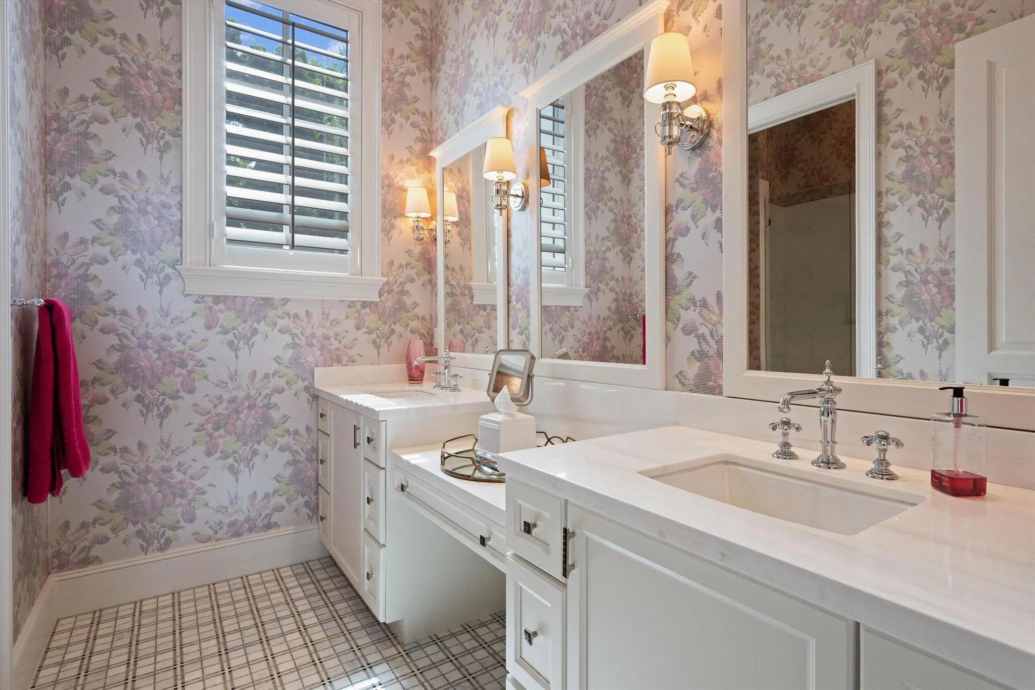 12521 Cypress Island Way