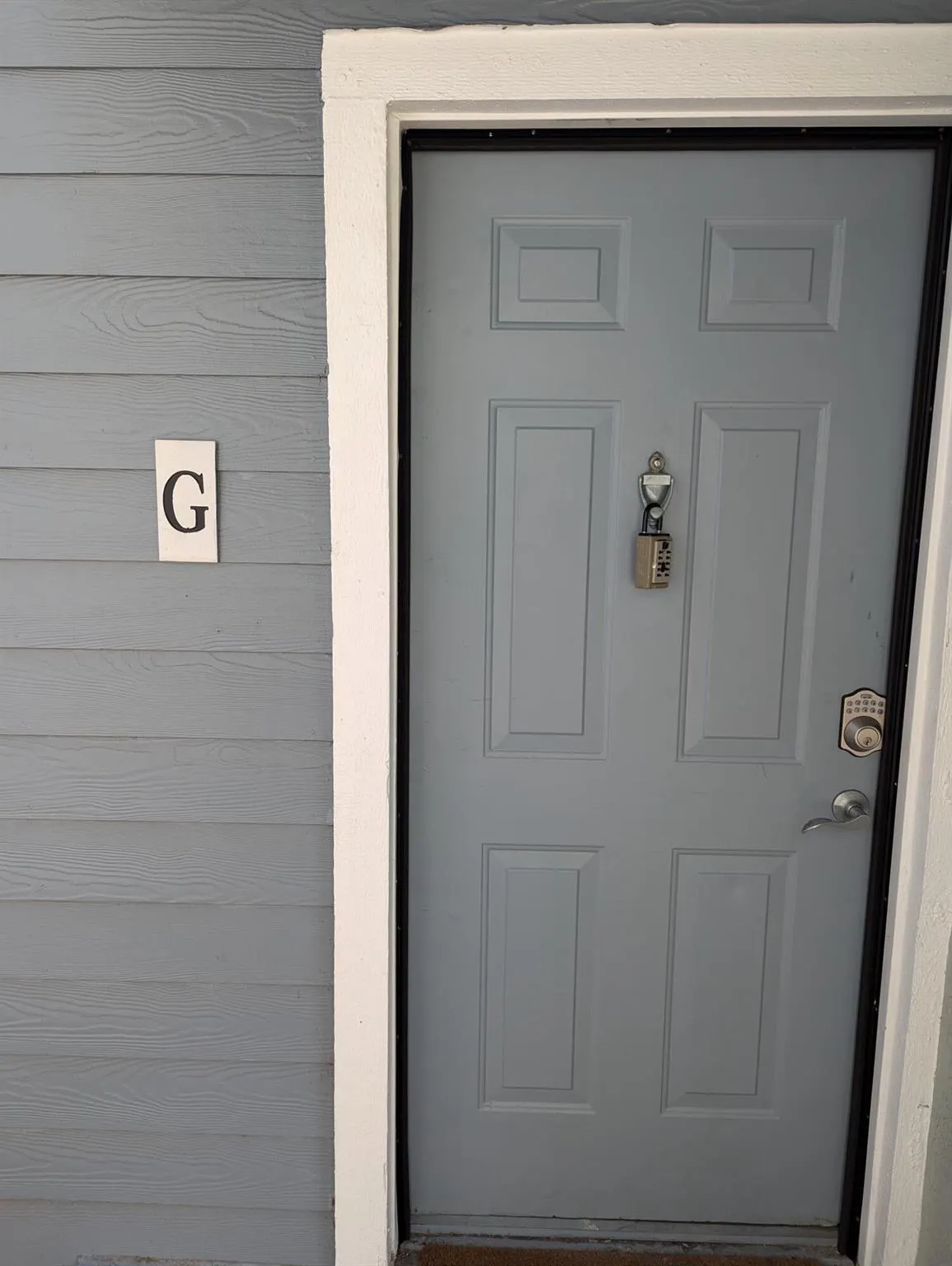 1215 Crystal Way, #G