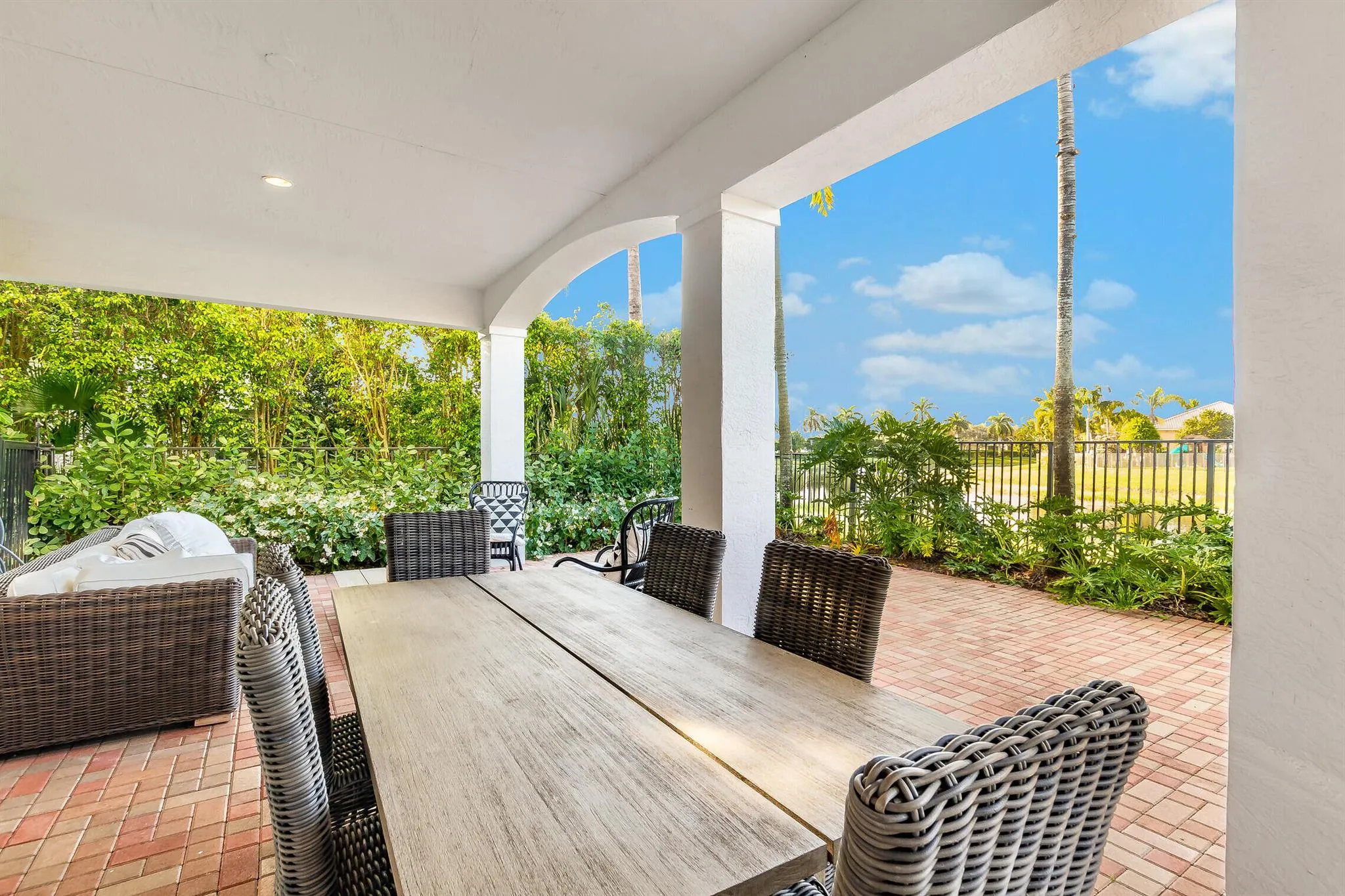 11663 Sunrise View Lane