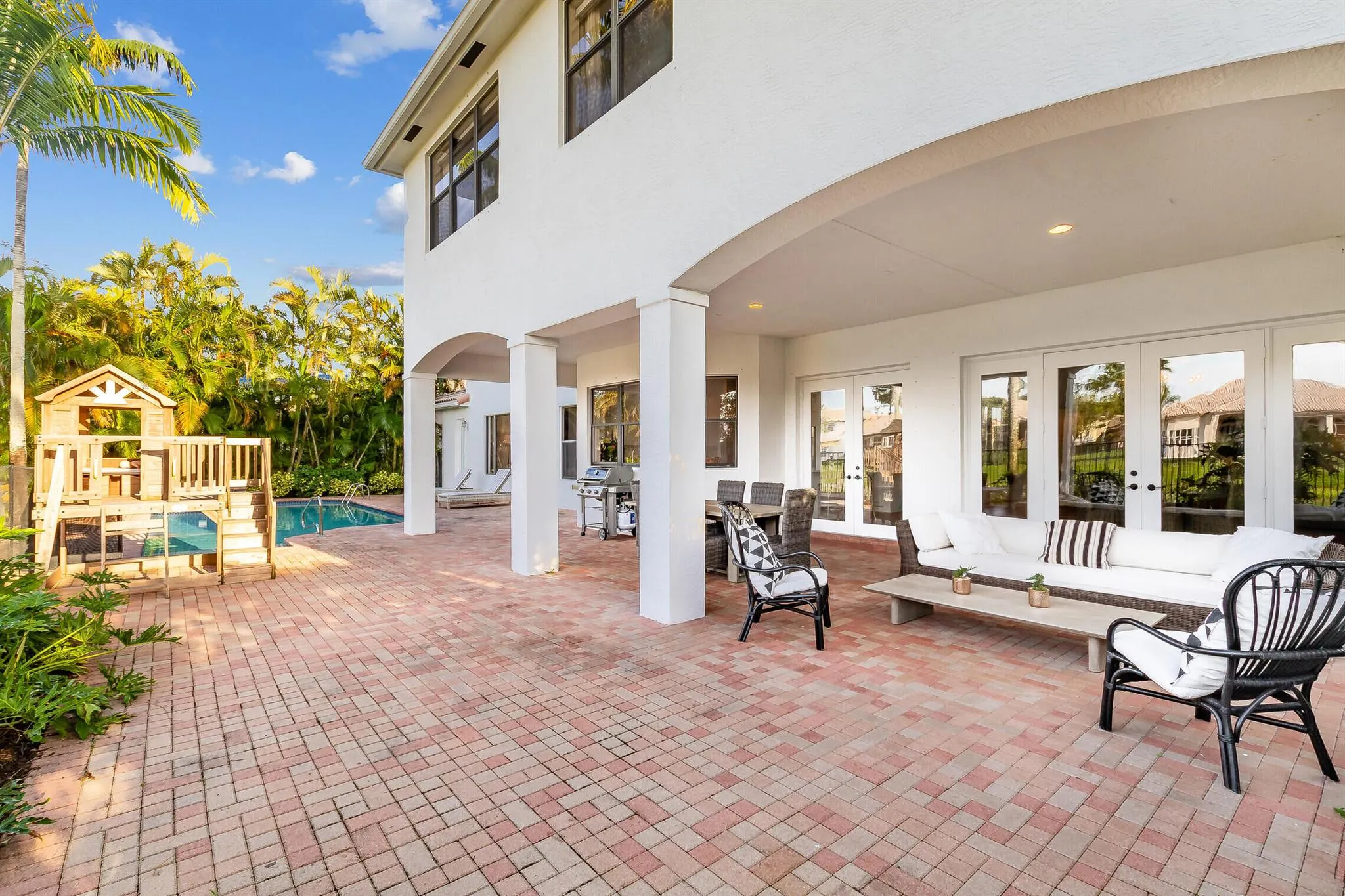11663 Sunrise View Lane