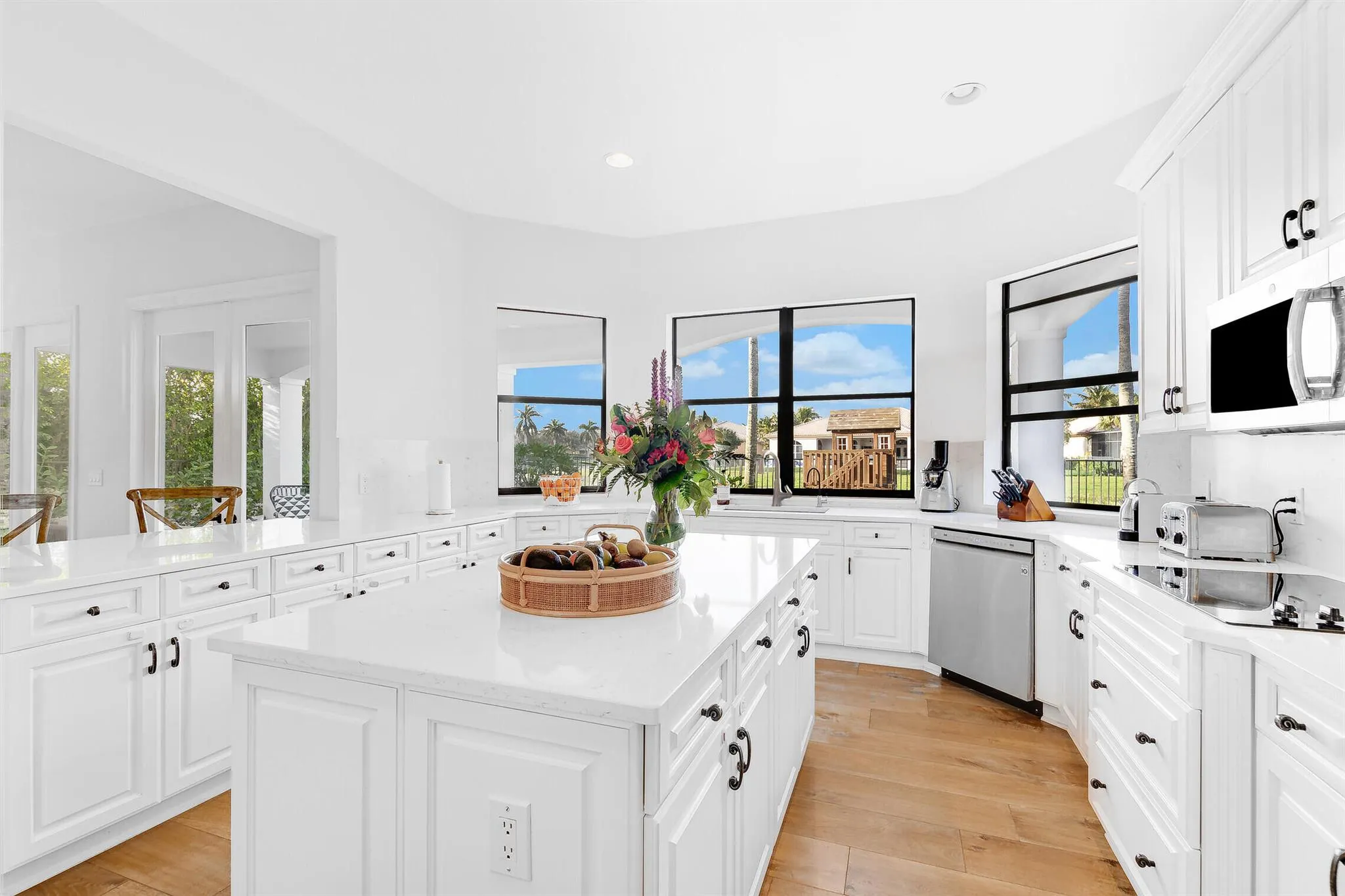 11663 Sunrise View Lane