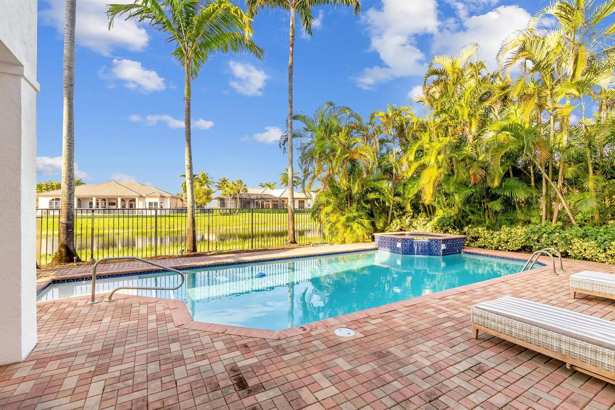 11663 Sunrise View Lane