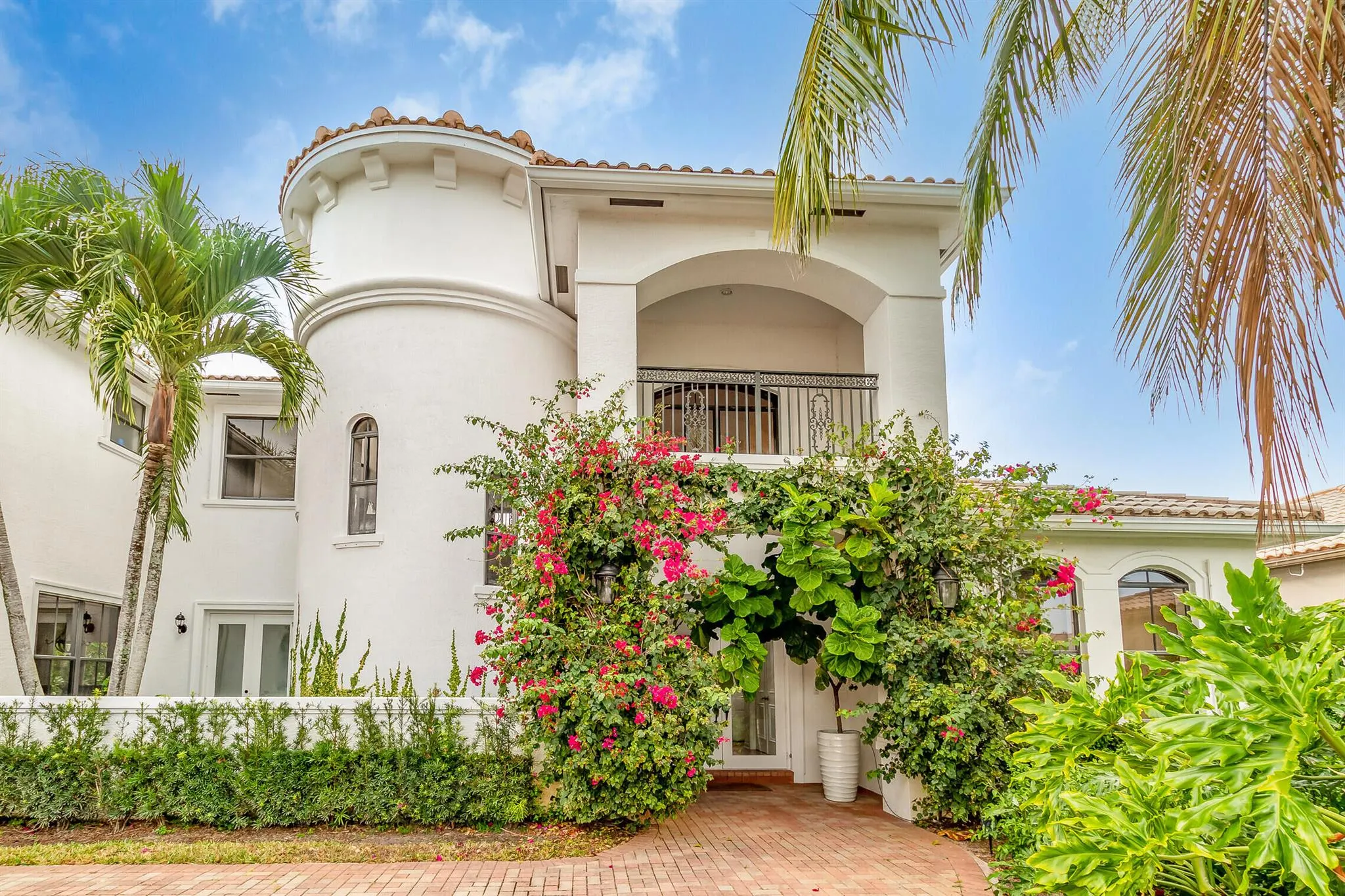11663 Sunrise View Lane