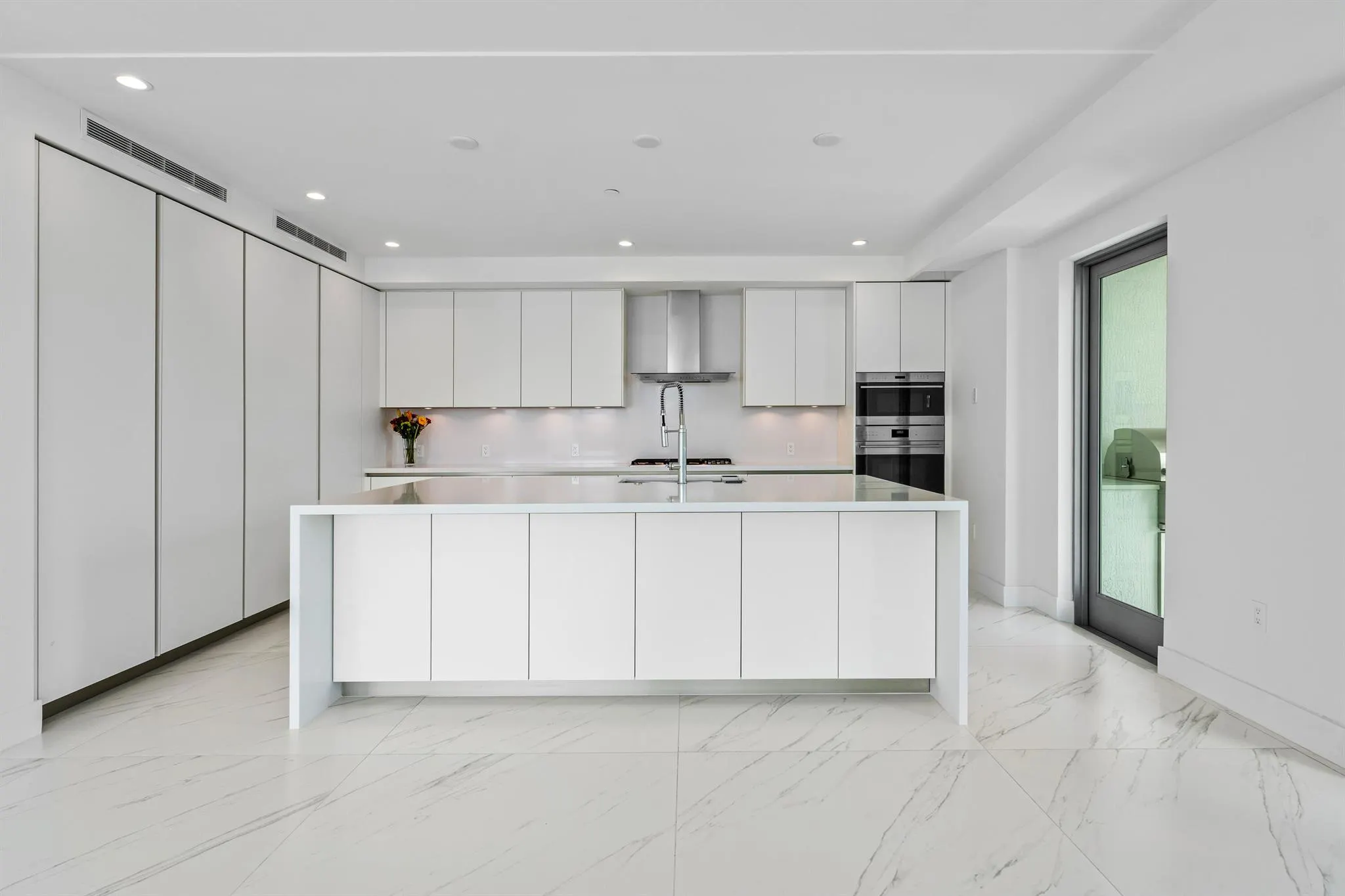 495 E Royal Palm Road, #402