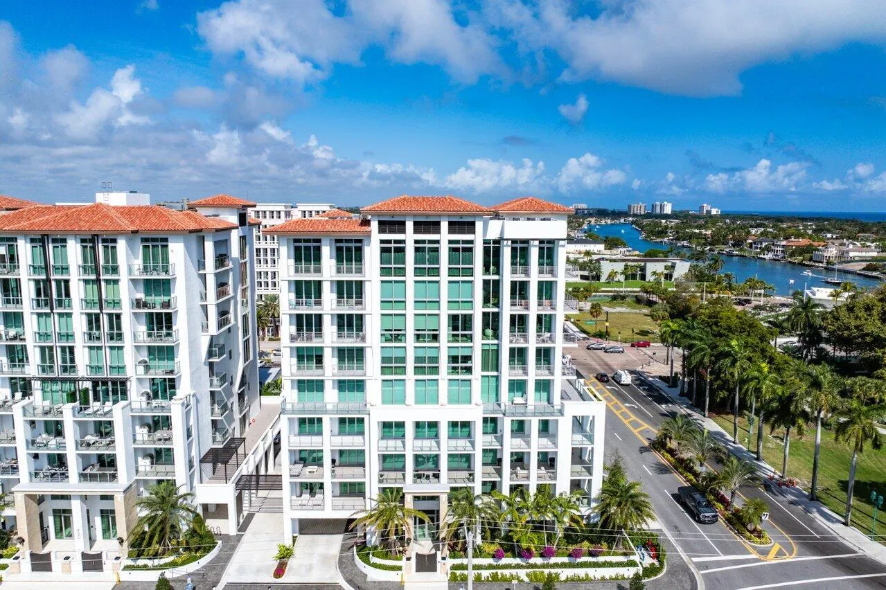 495 E Royal Palm Road, #402