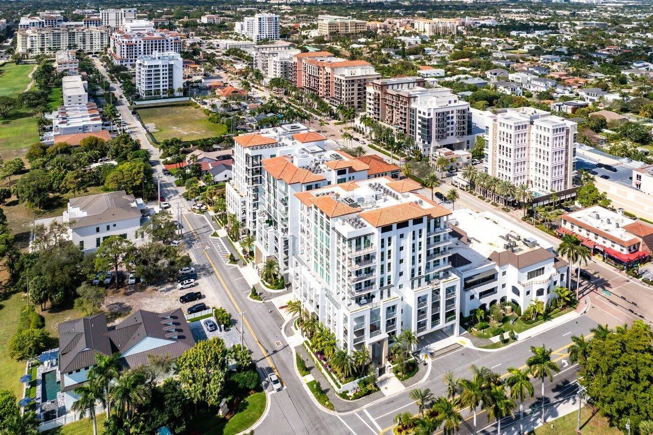 495 E Royal Palm Road, #402