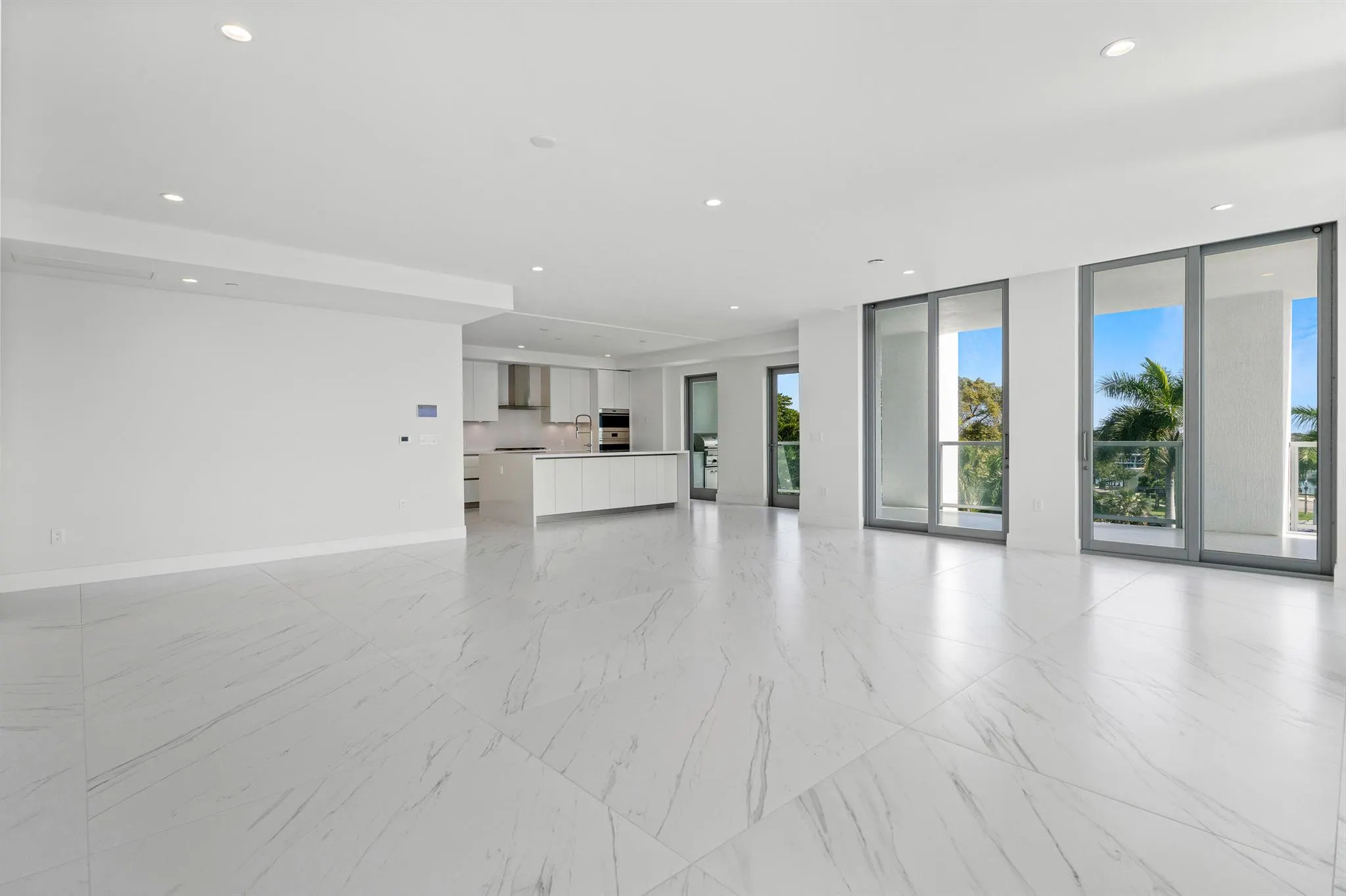 495 E Royal Palm Road, #402