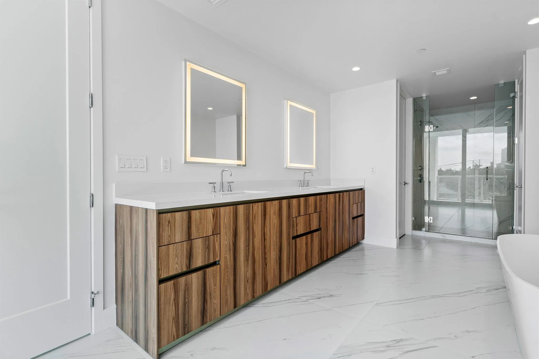 495 E Royal Palm Road, #402