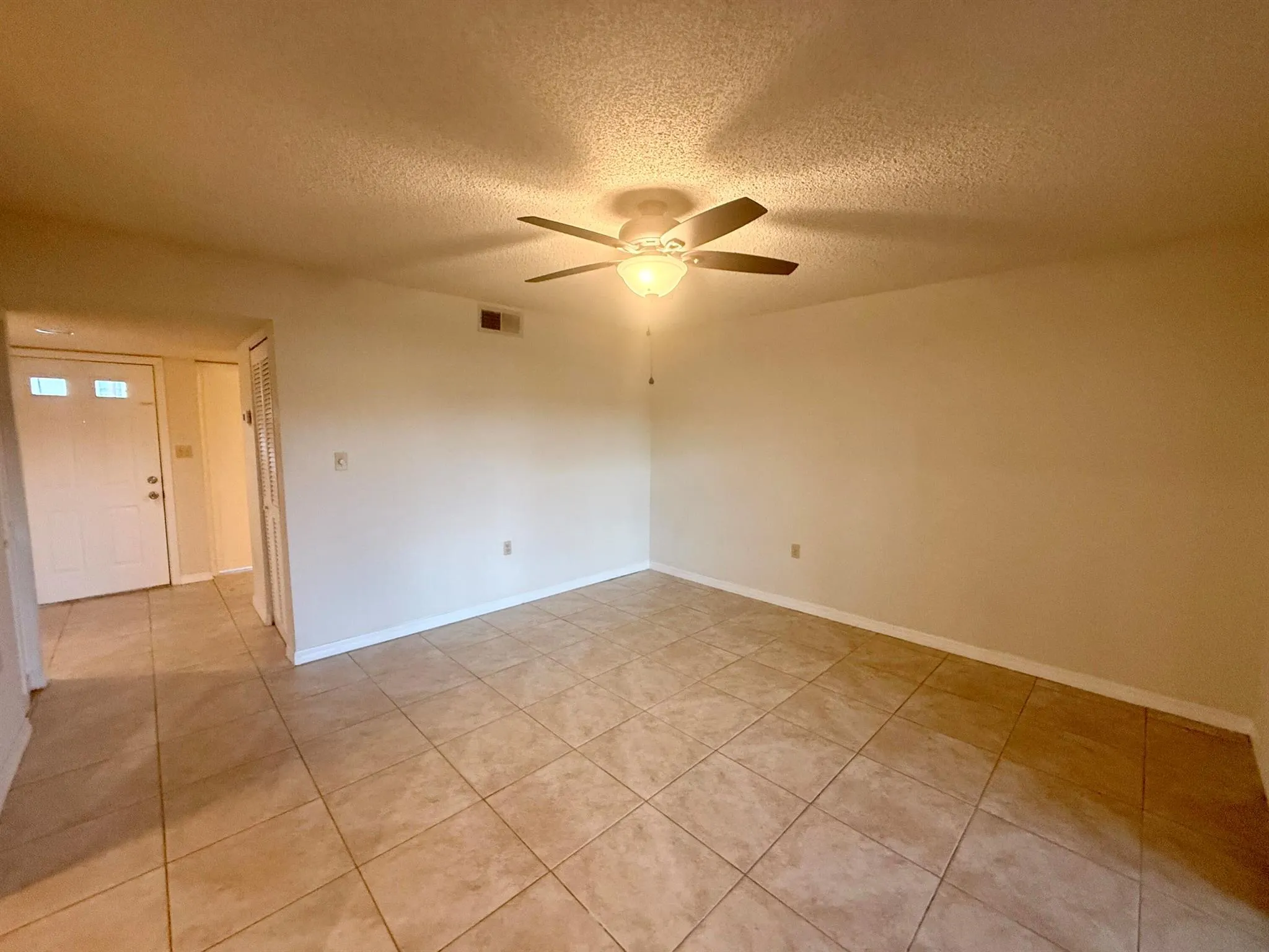 15105 Glenmoor Dr Drive