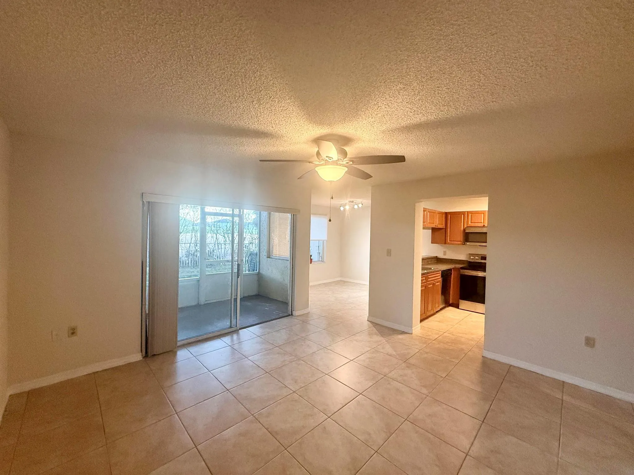 15105 Glenmoor Dr Drive