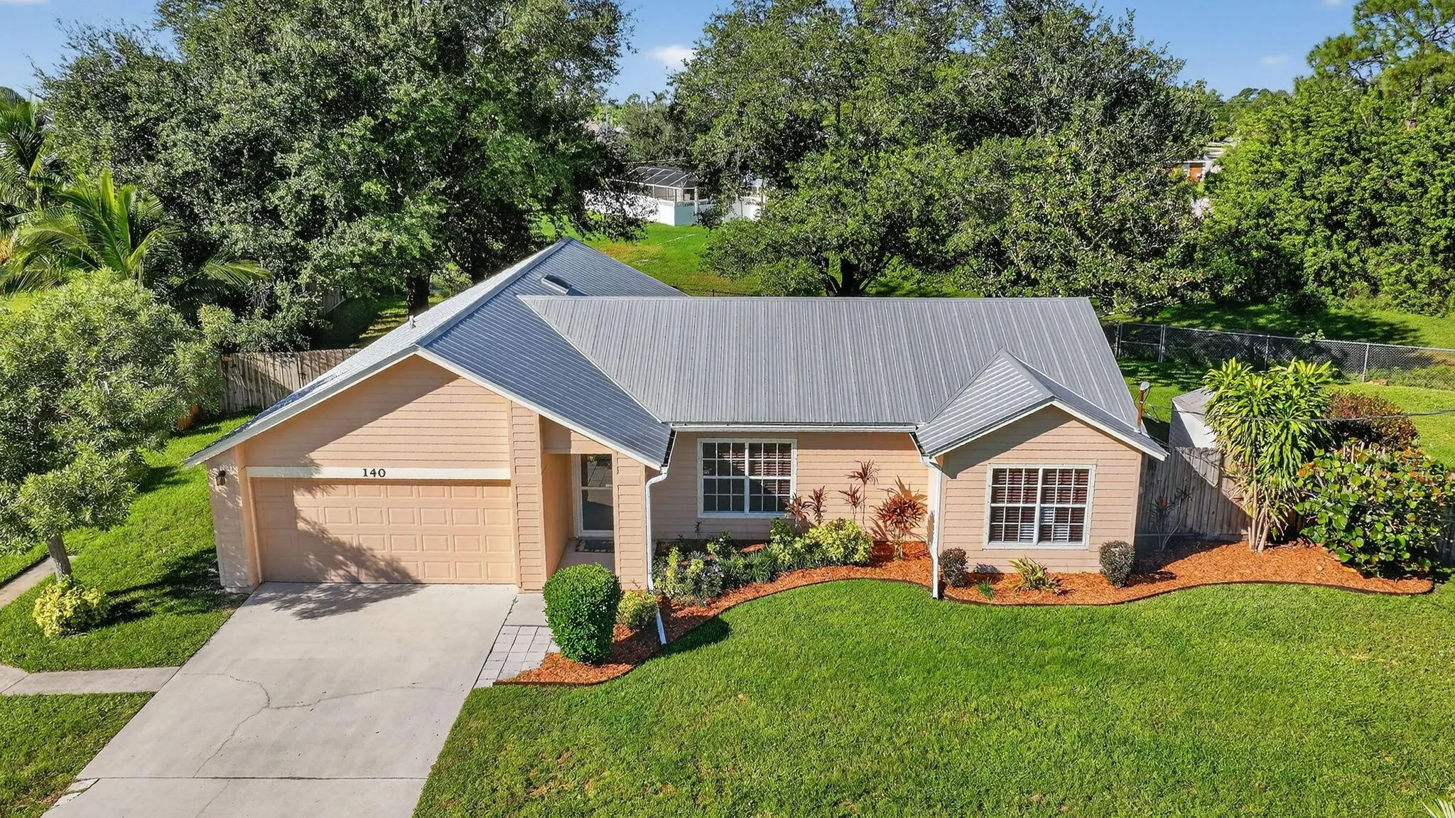 140 SW Klee Circle