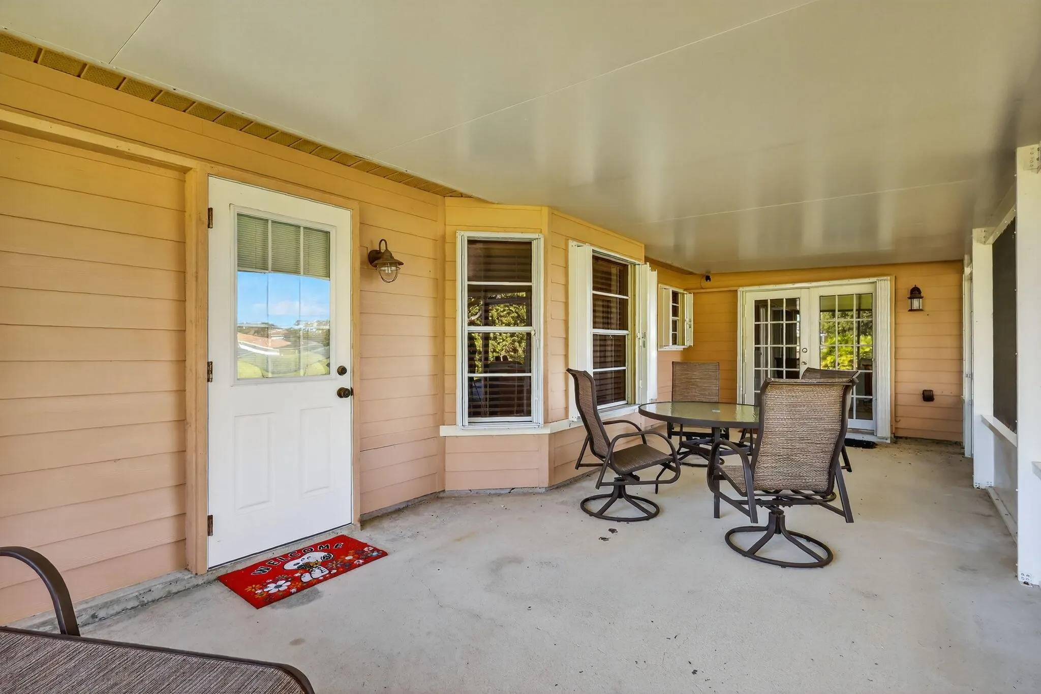 140 SW Klee Circle