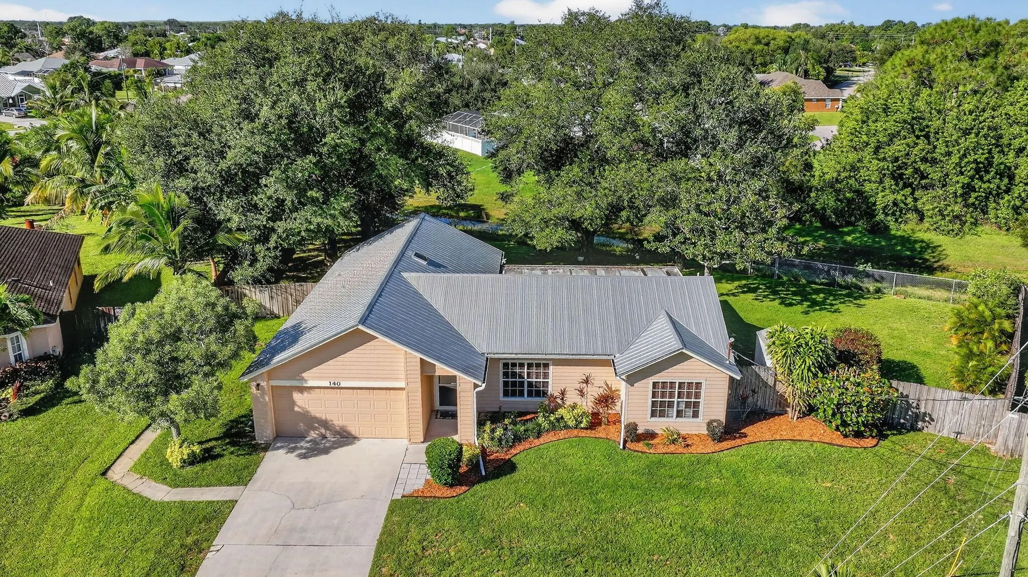 140 SW Klee Circle