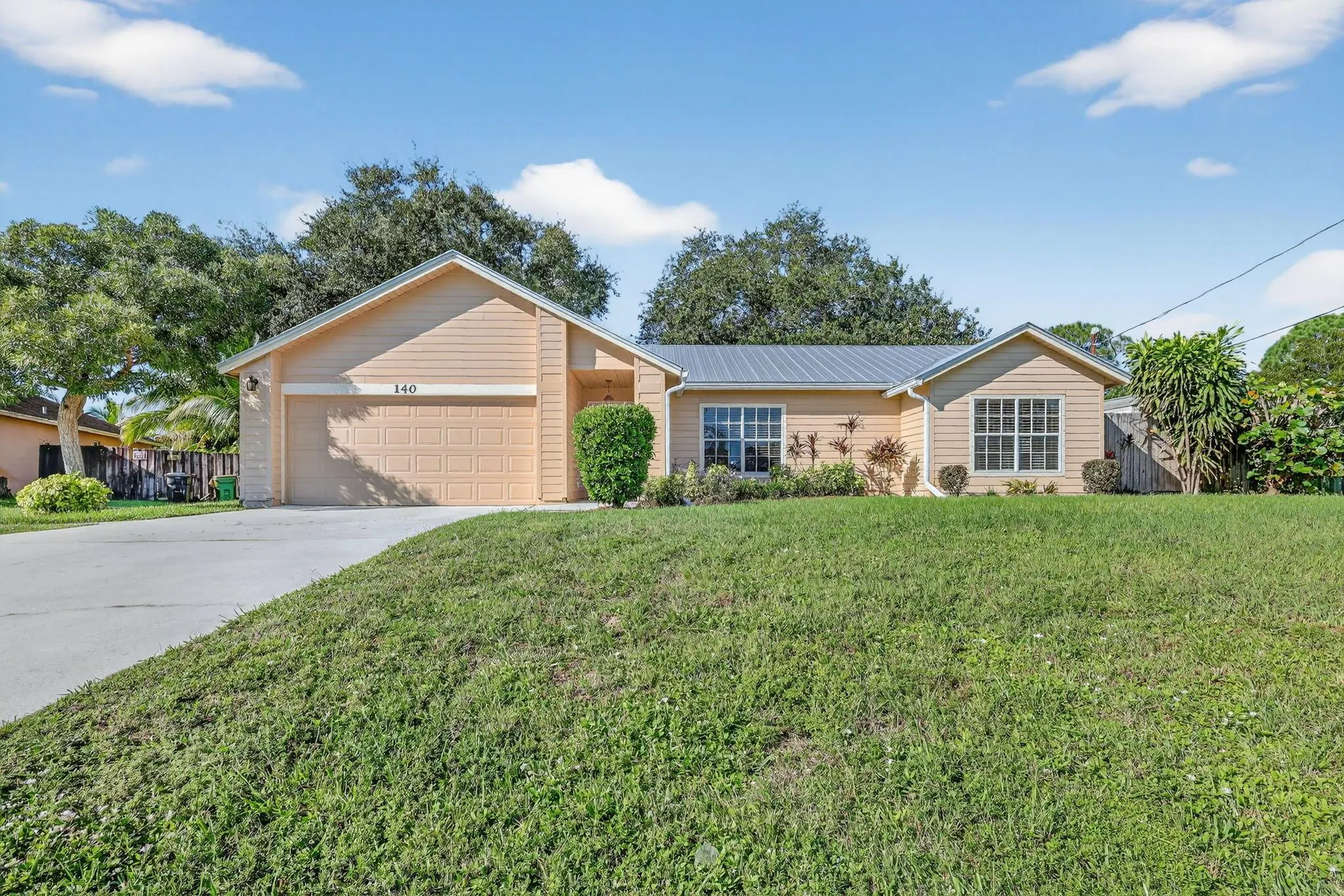 140 SW Klee Circle