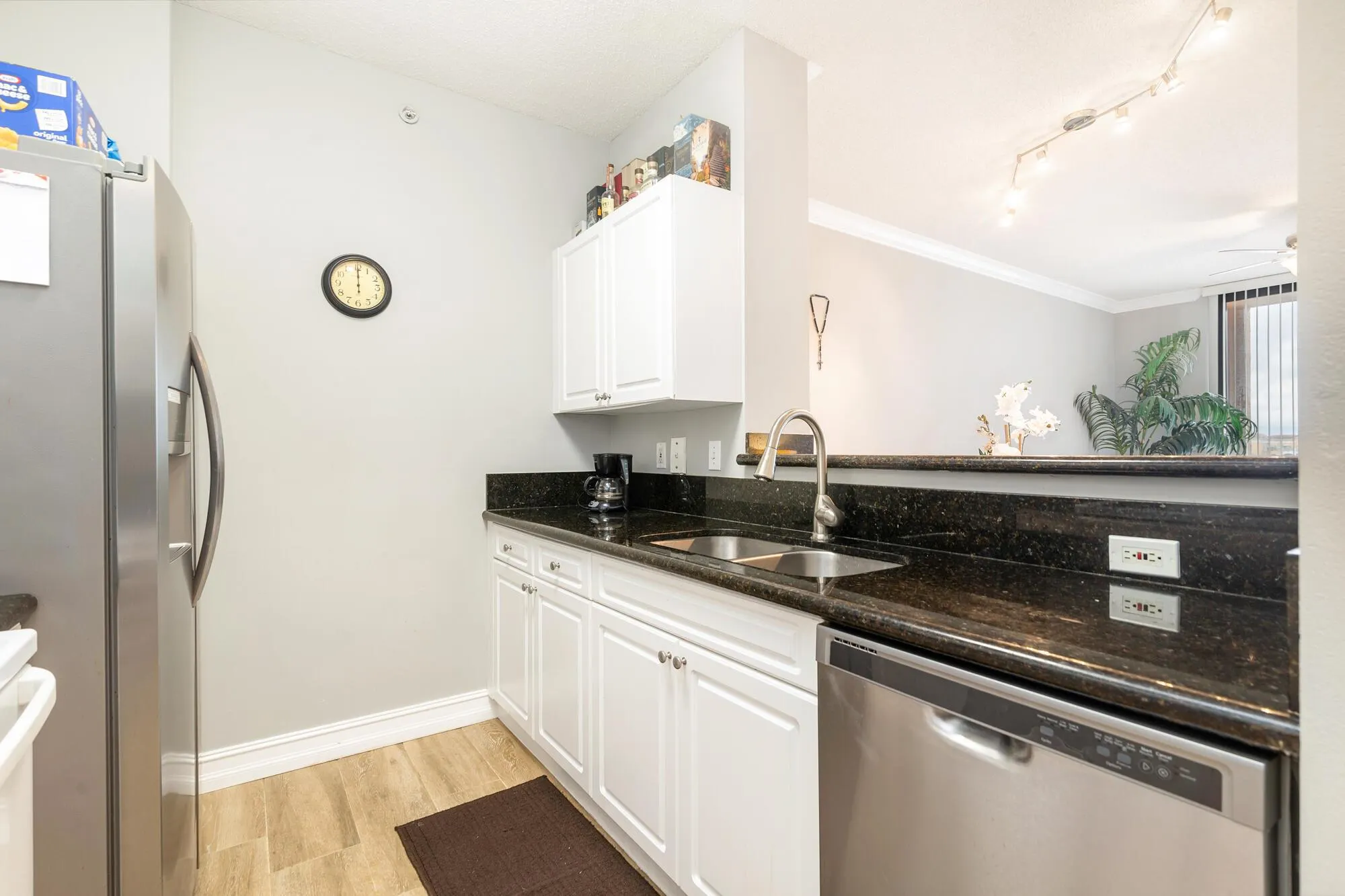 651 Okeechobee Boulevard, #1006