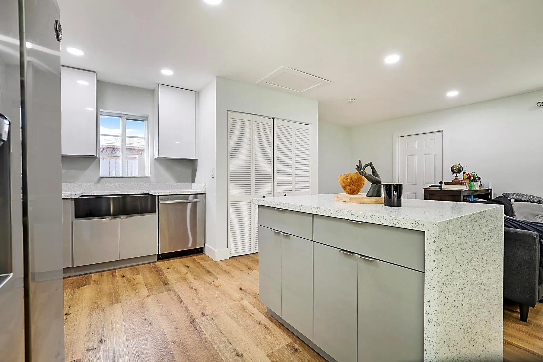 1800 NW 14th Avenue