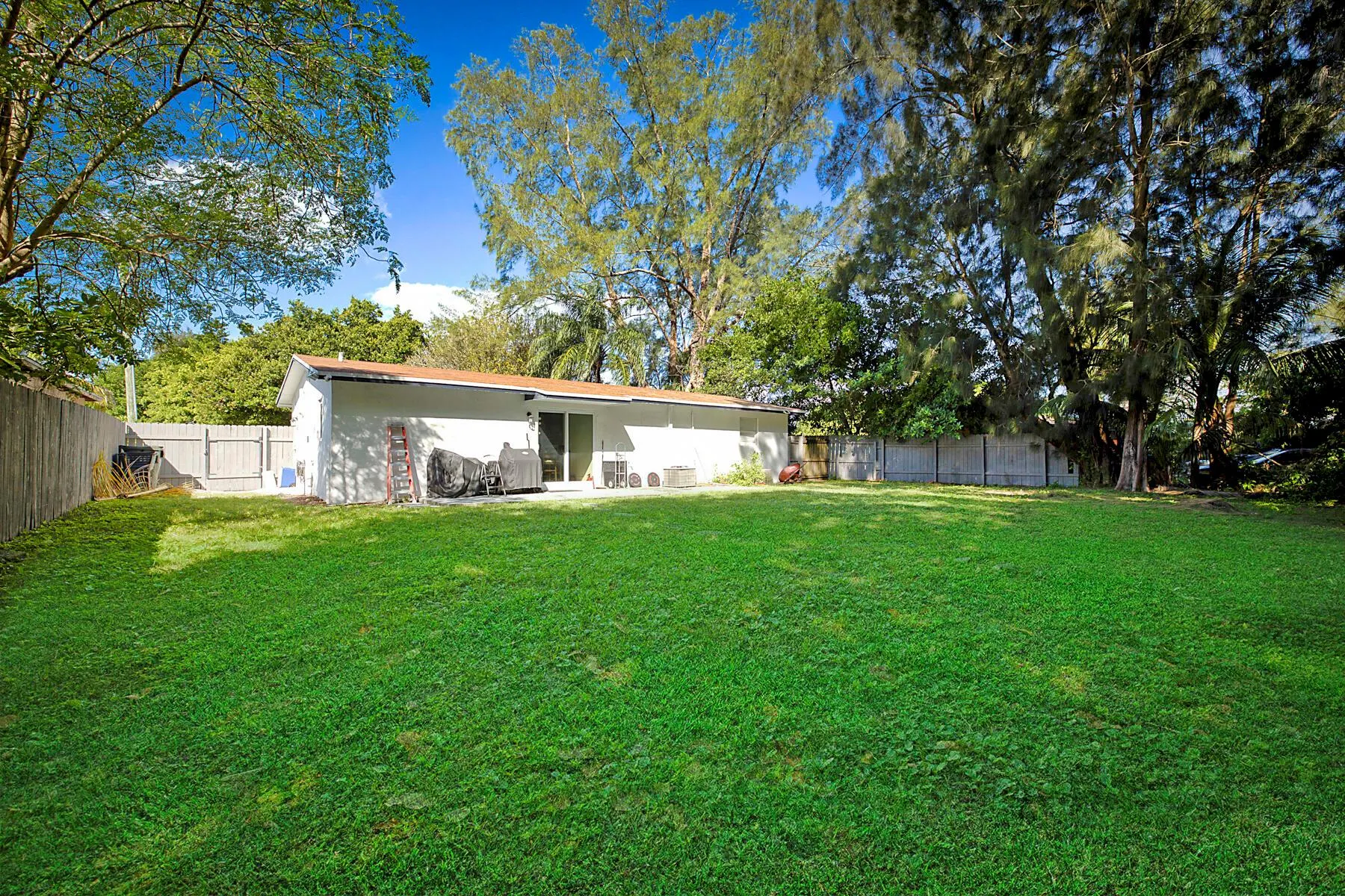 1800 NW 14th Avenue