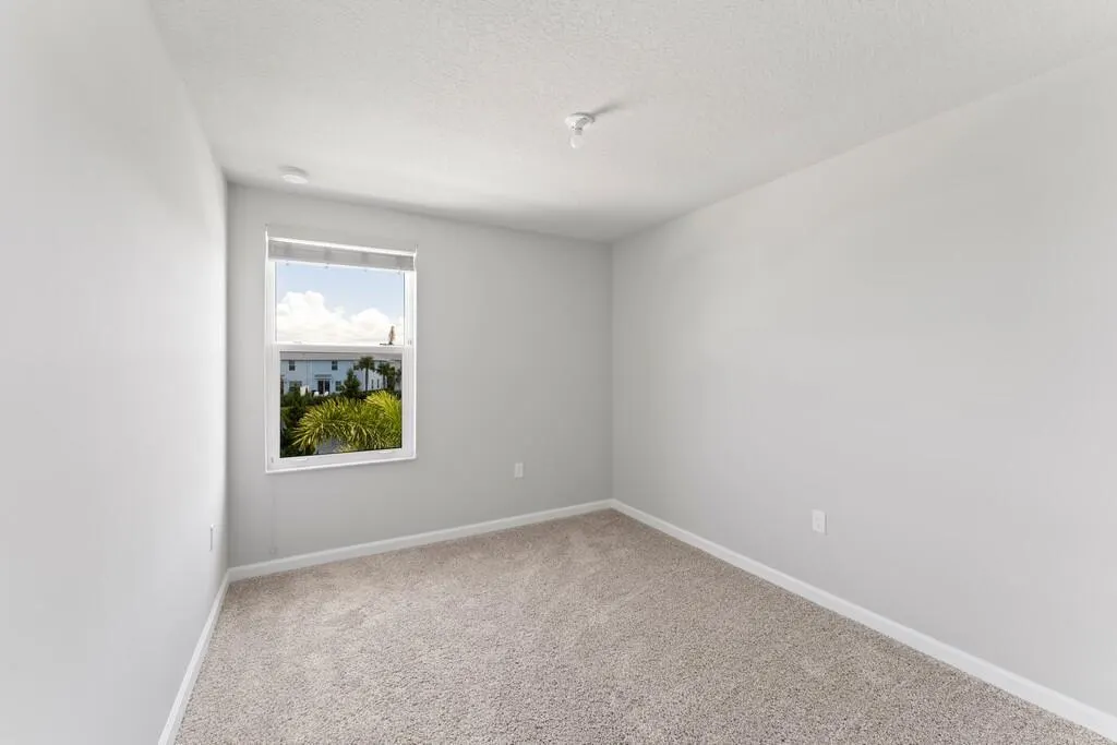 325 SE Halifax Lane, #0053