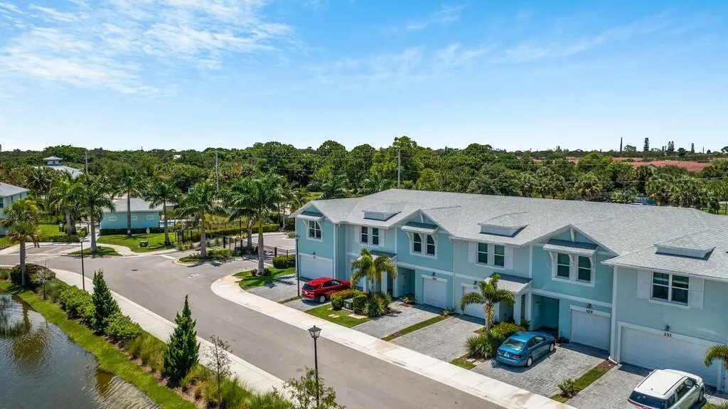 325 SE Halifax Lane, #0053