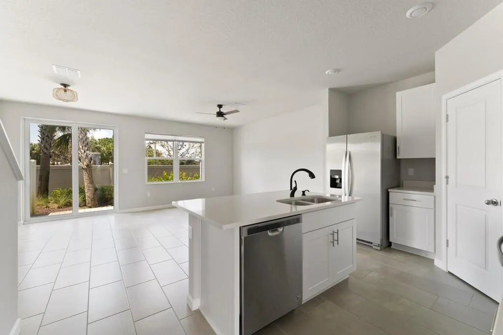 325 SE Halifax Lane, #0053