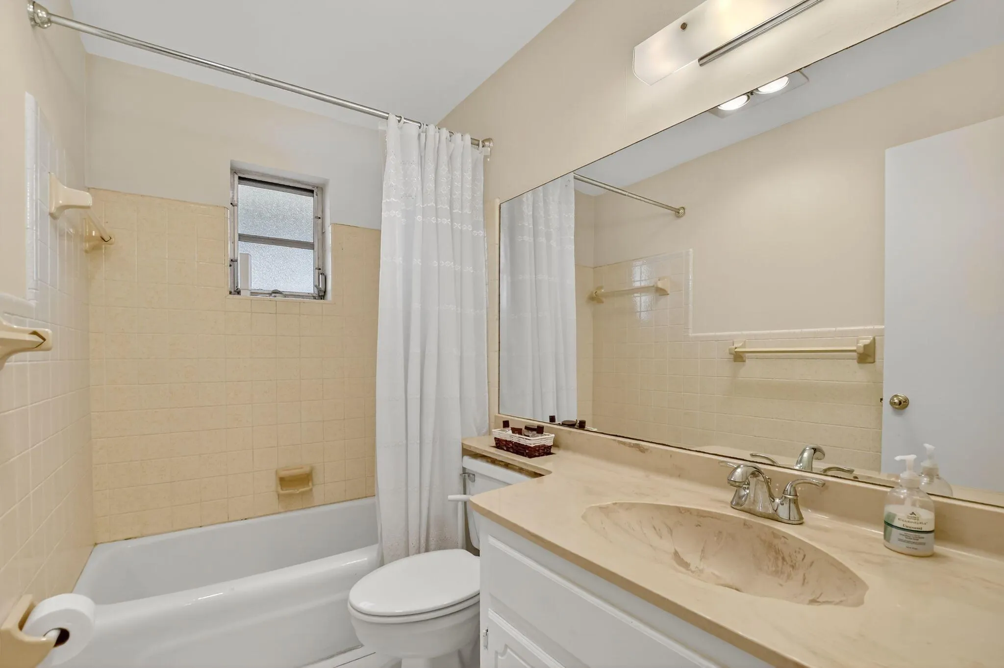 303 NW 42nd Street